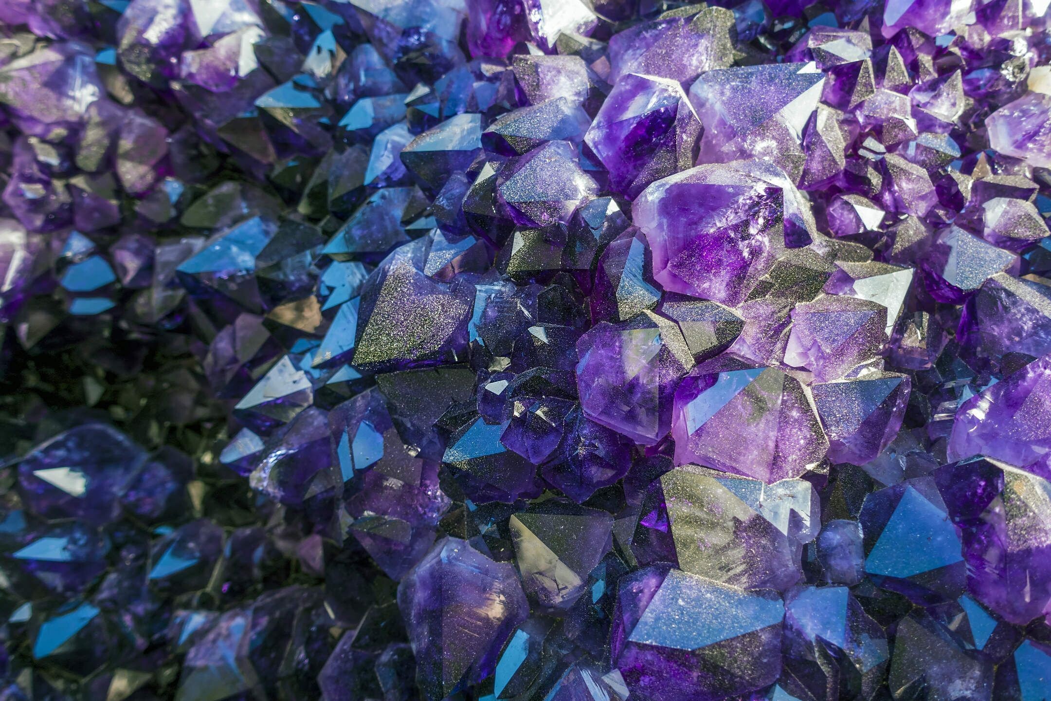 Gemstone: Violet crystal rock, Amethyst, Material that in the old days was called noble. 2160x1440 HD Background.