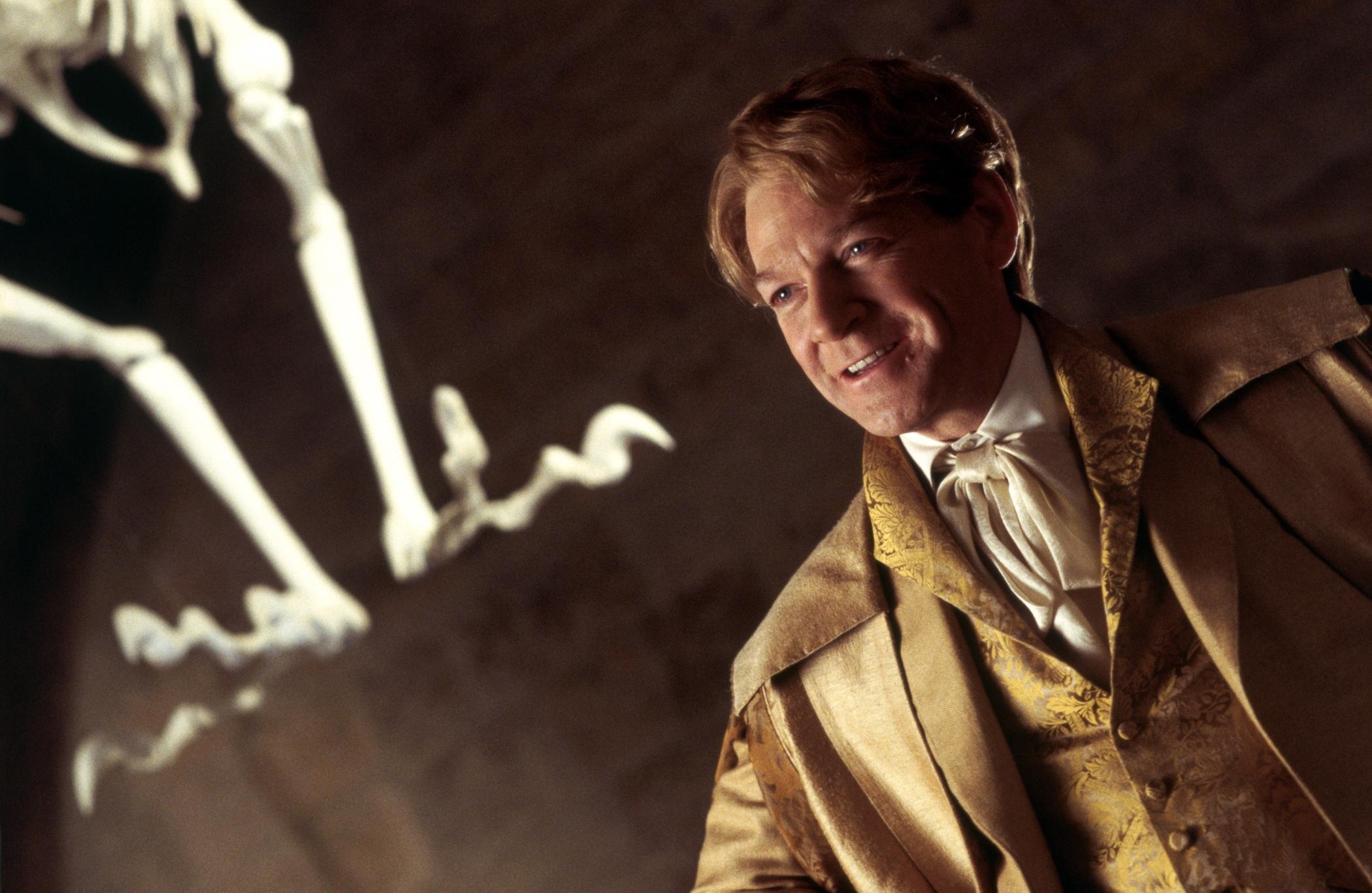 Kenneth Branagh: Gilderoy Lockhart in Harry Potter and the Chamber of Secrets, 2002. 2100x1370 HD Wallpaper.