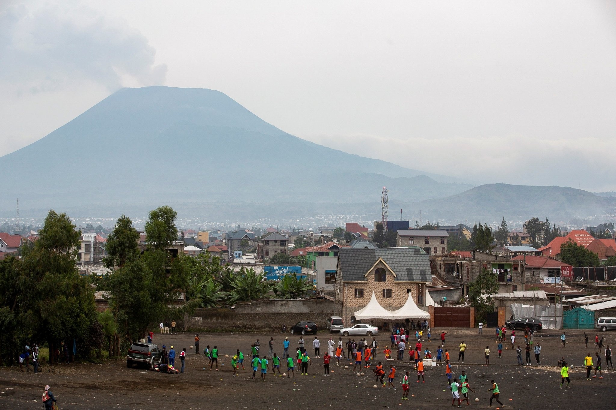 Nyiragongo Volcano eruption, Panic in Goma, DR Congo, Daily Sabah, 2050x1370 HD Desktop