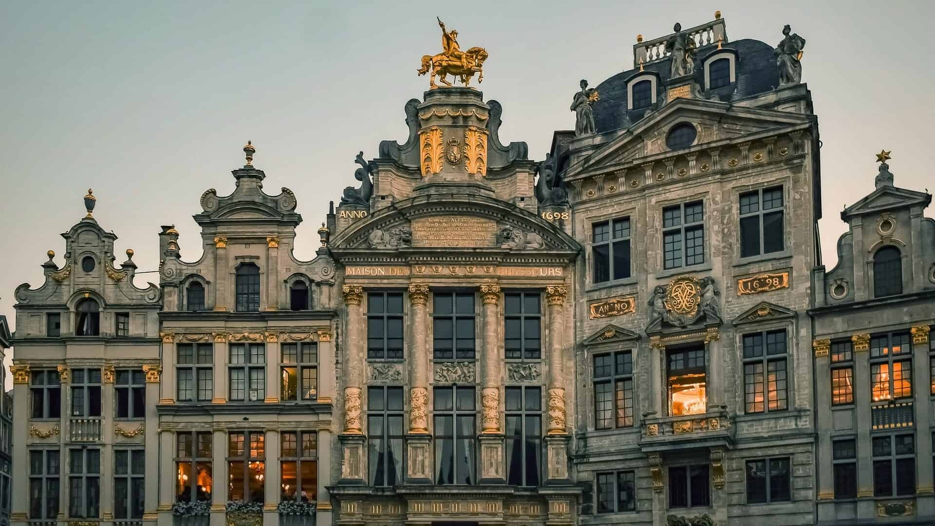 Brussels, One-day itinerary, Paula Pins the Planet, 1920x1080 Full HD Desktop