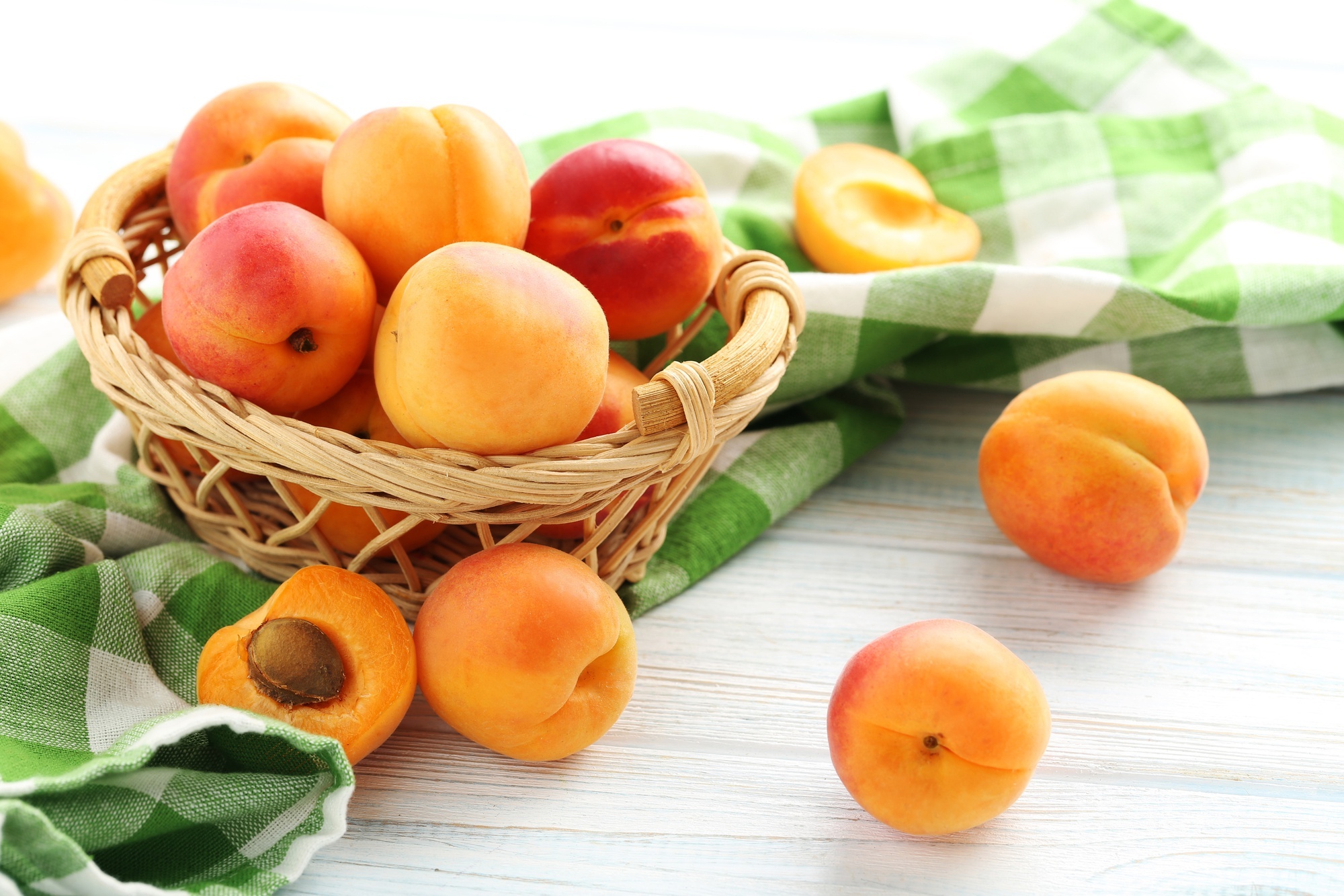 Apricot hd wallpaper, High-definition image, Fruitful abundance, Bright and inviting, 2000x1340 HD Desktop