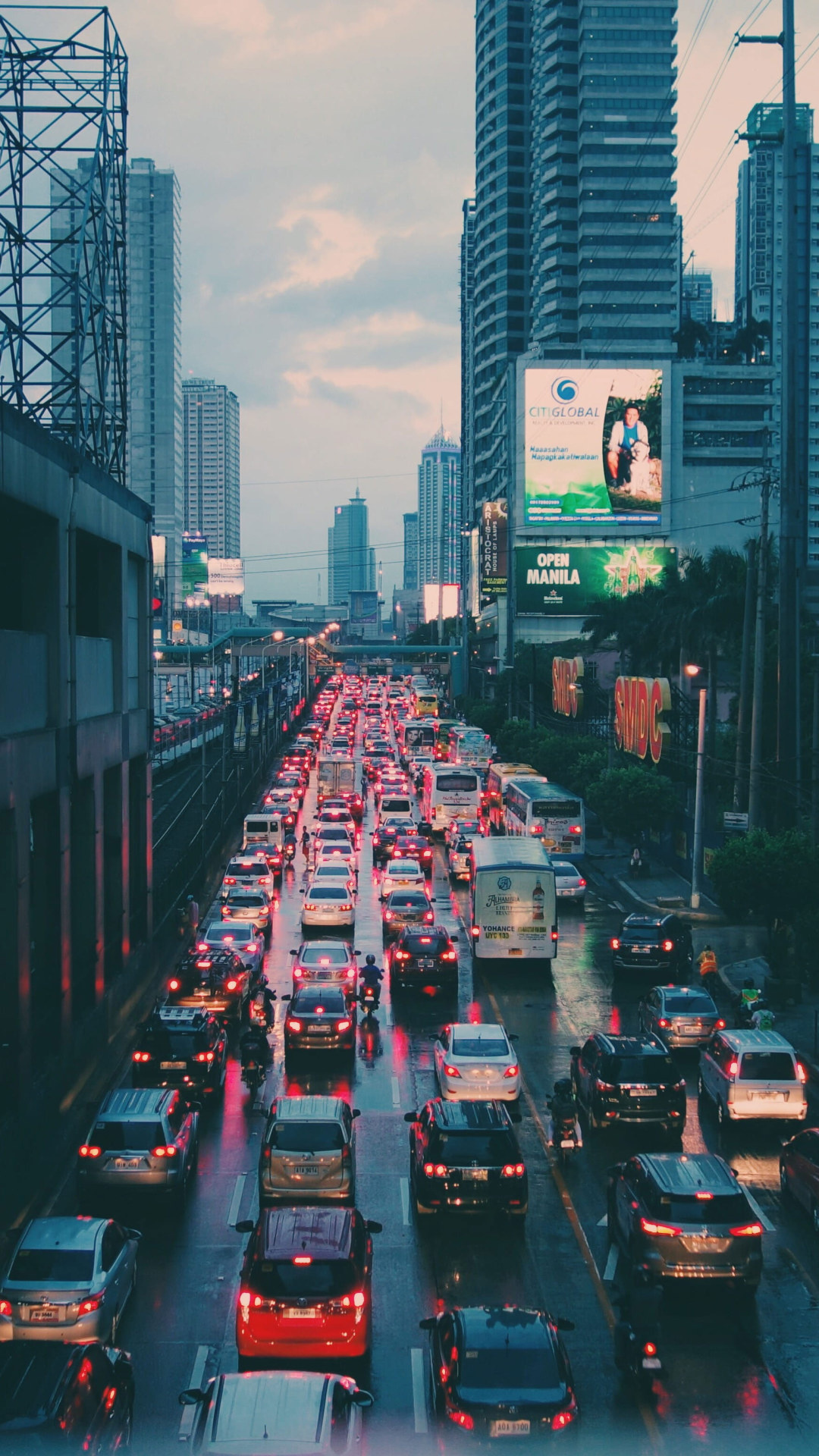 Metro Manila traffic, Busy cars, Urban life, City wallpaper, 1080x1920 Full HD Phone