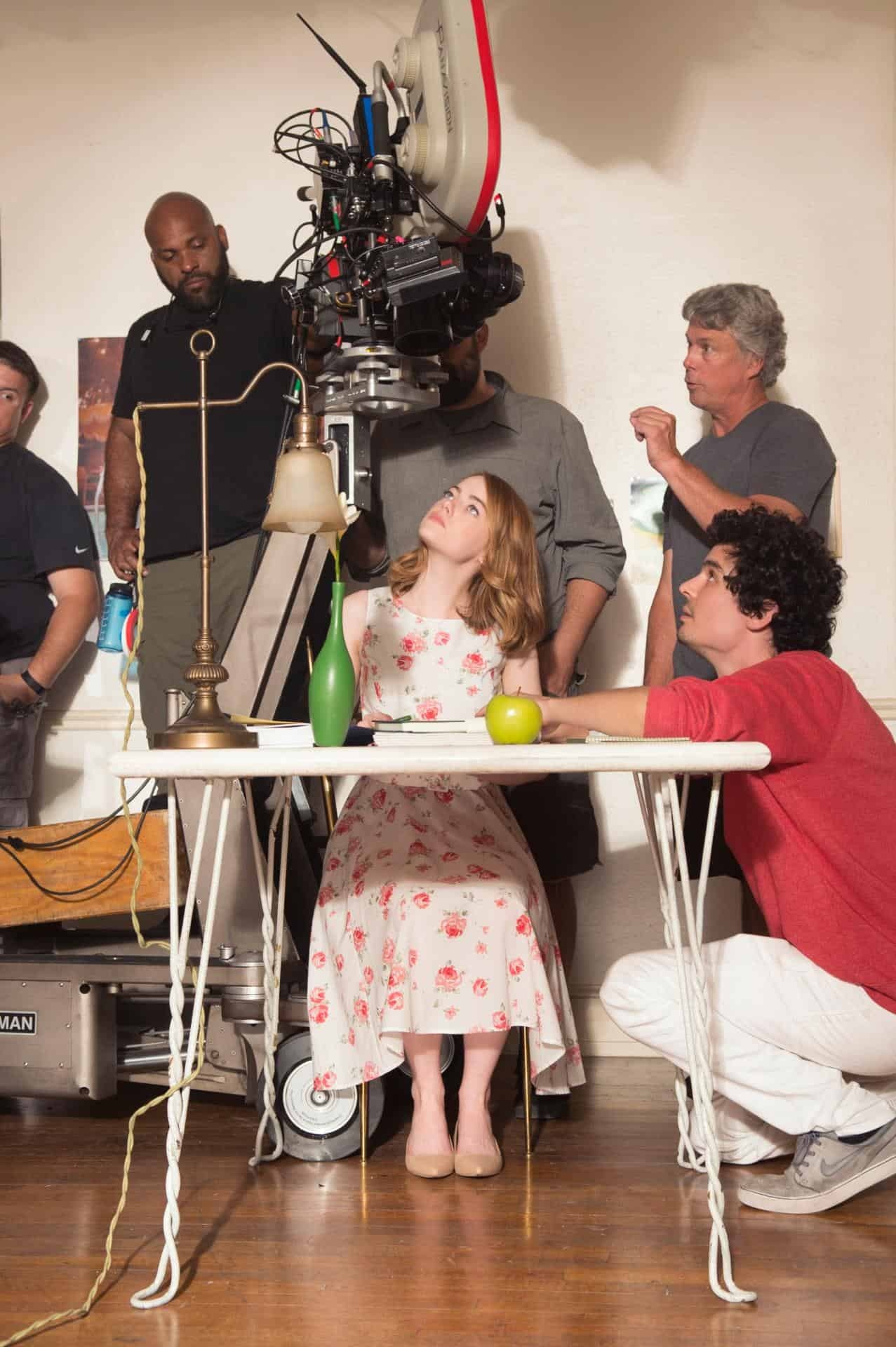 Damien Chazelle, Movie directing, Emma Stone, Stark insider, 1280x1920 HD Handy