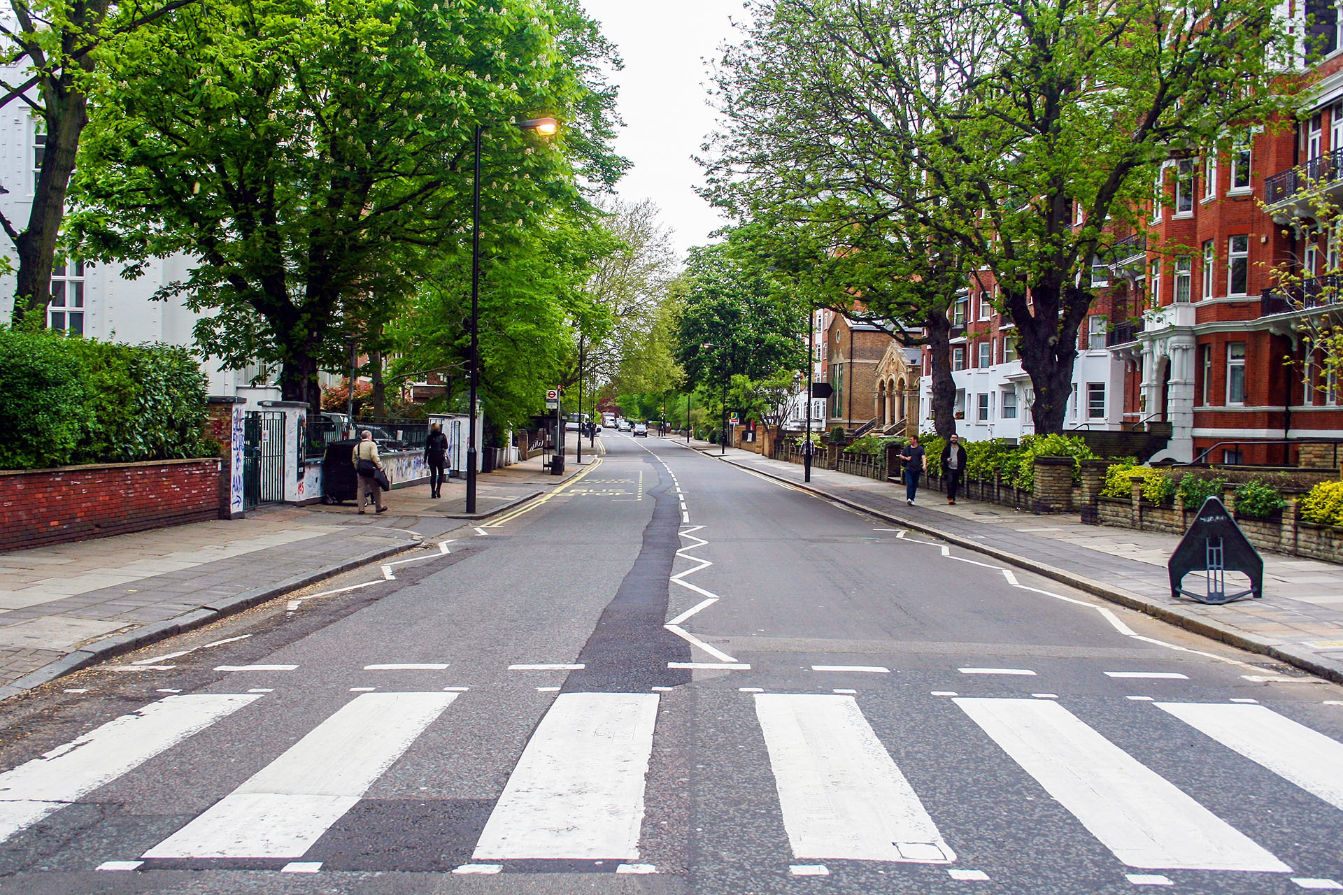 Abbey Road, Beatles album cover, Cultural phenomenon, Argentinian musicians, 1920x1280 HD Desktop