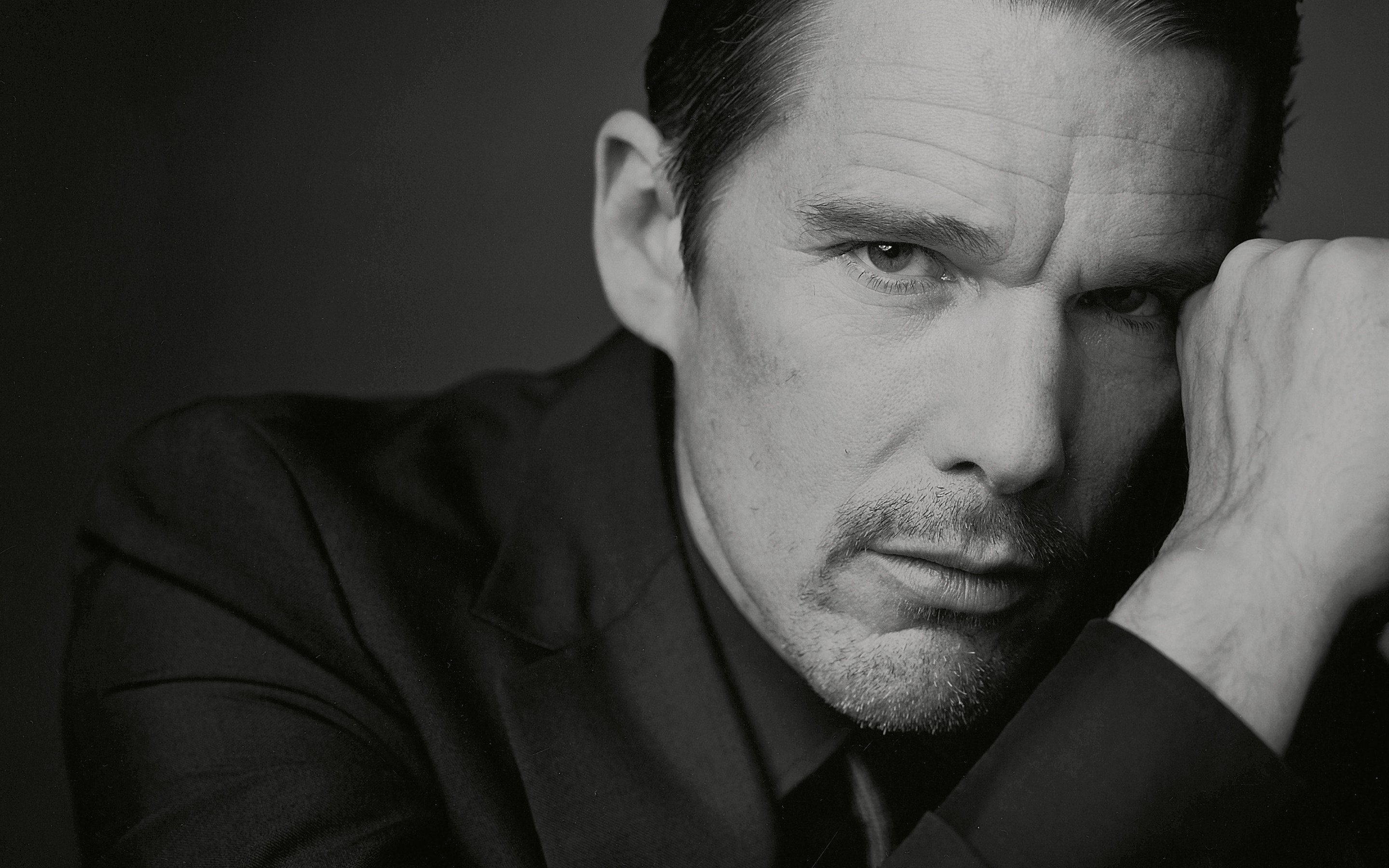 Ethan Hawke: Made his directorial debut in 2001 with his drama “Chelsea Walls”, Monochrome. 2880x1800 HD Wallpaper.