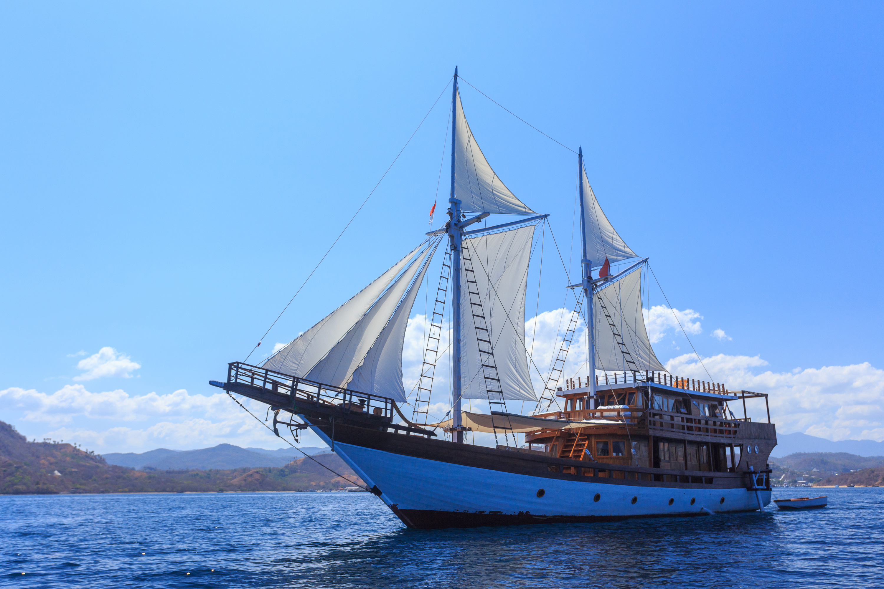 Schooner: A vessel, built for the fast conveyance of passengers and goods. 3000x2000 HD Wallpaper.