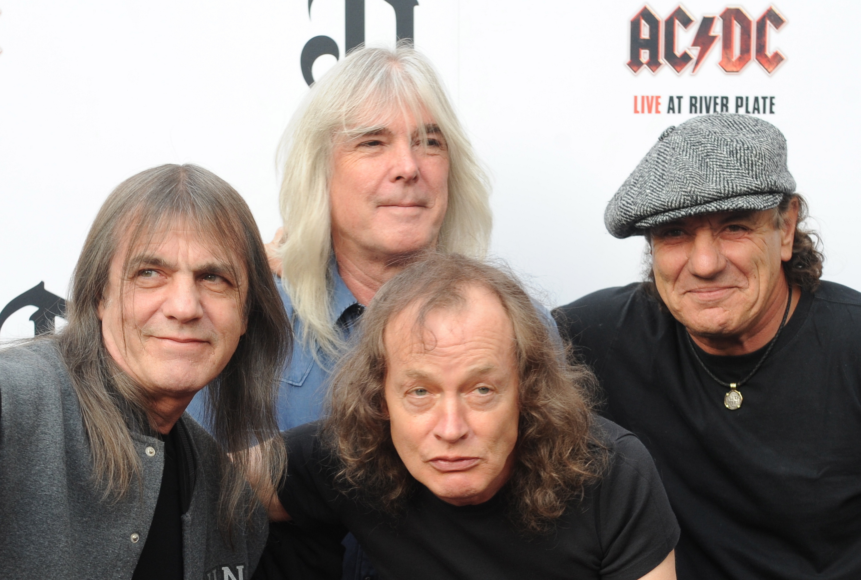 Cliff Williams, AC/DC guitarist, Malcolm Young's passing, KUNW news, 3000x2020 HD Desktop