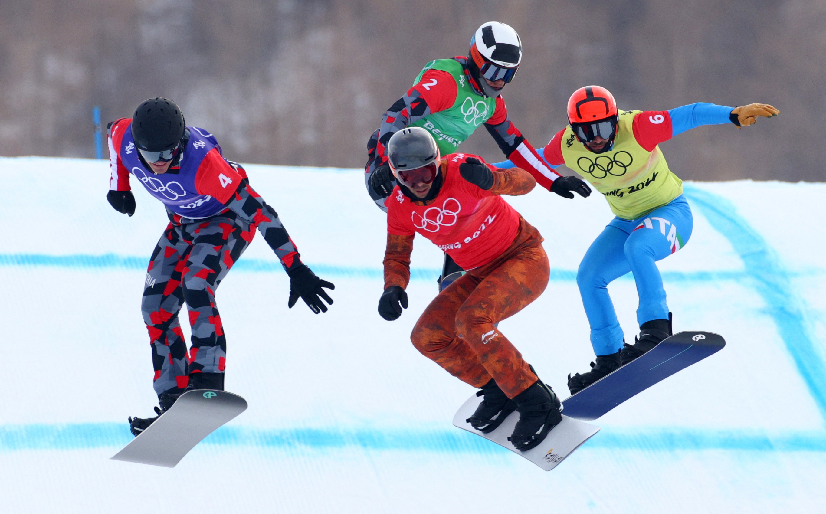 Eliot Grondin, Silver in snowboard cross, Beijing Olympic highlights, 2730x1700 HD Desktop