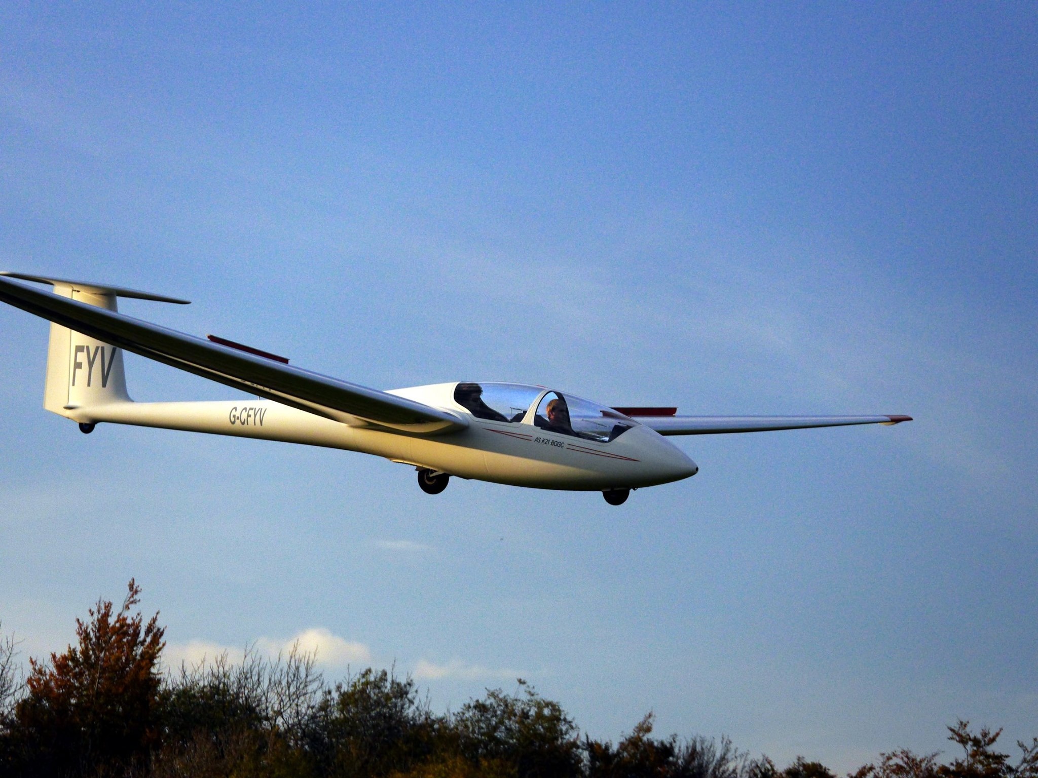 Gliding: 1990 Schleicher ASK-21 two-seater glider, Ultralight aviation. 2050x1540 HD Wallpaper.