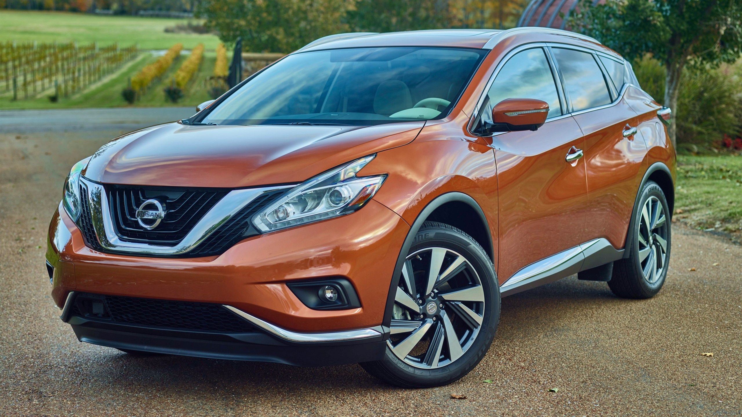 Nissan Murano, Stylish crossover, Spacious interior, Advanced safety features, 2560x1440 HD Desktop
