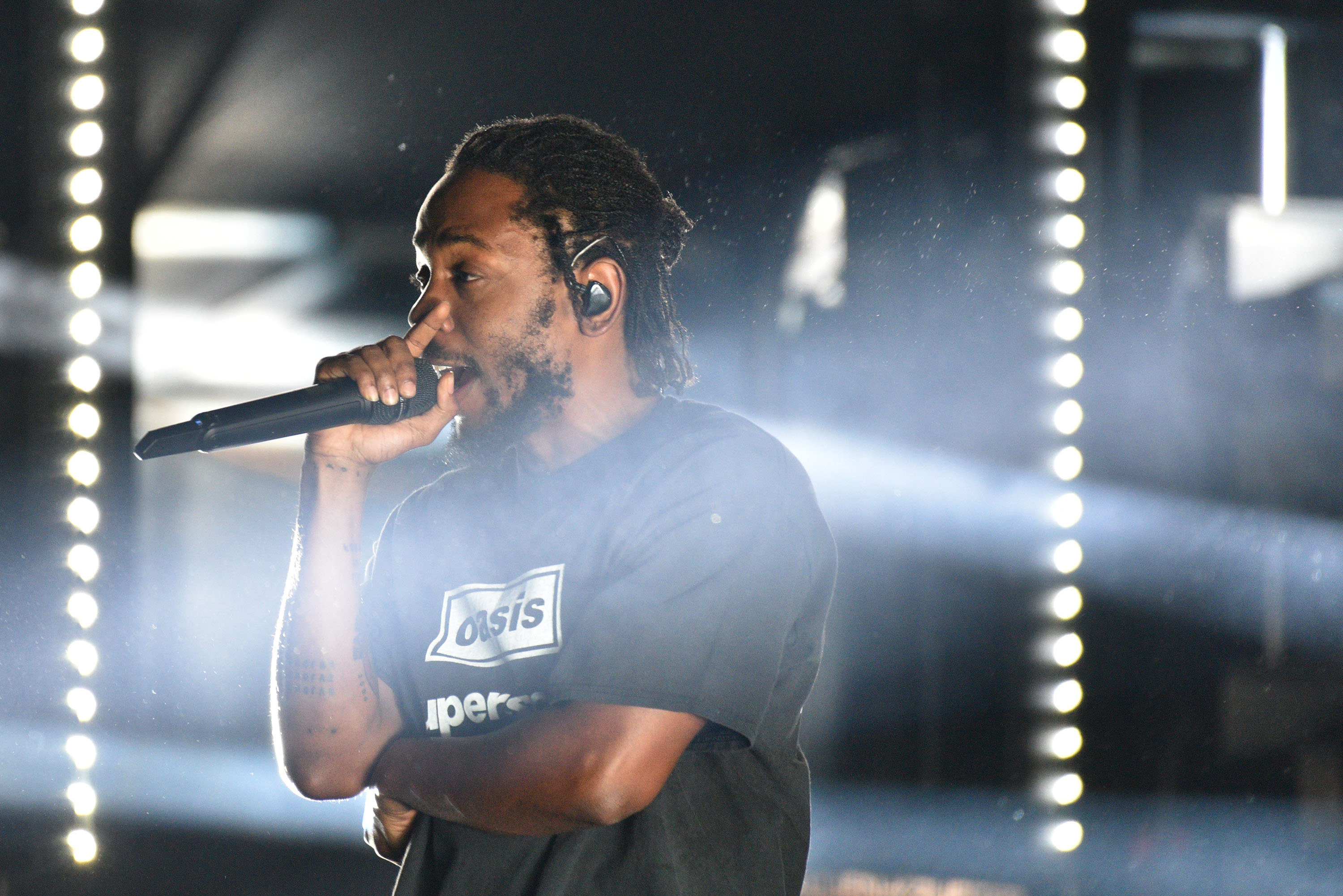 Super Bowl LVI Halftime Show: Kendrick Lamar, Music artist, NFL. 3000x2010 HD Background.