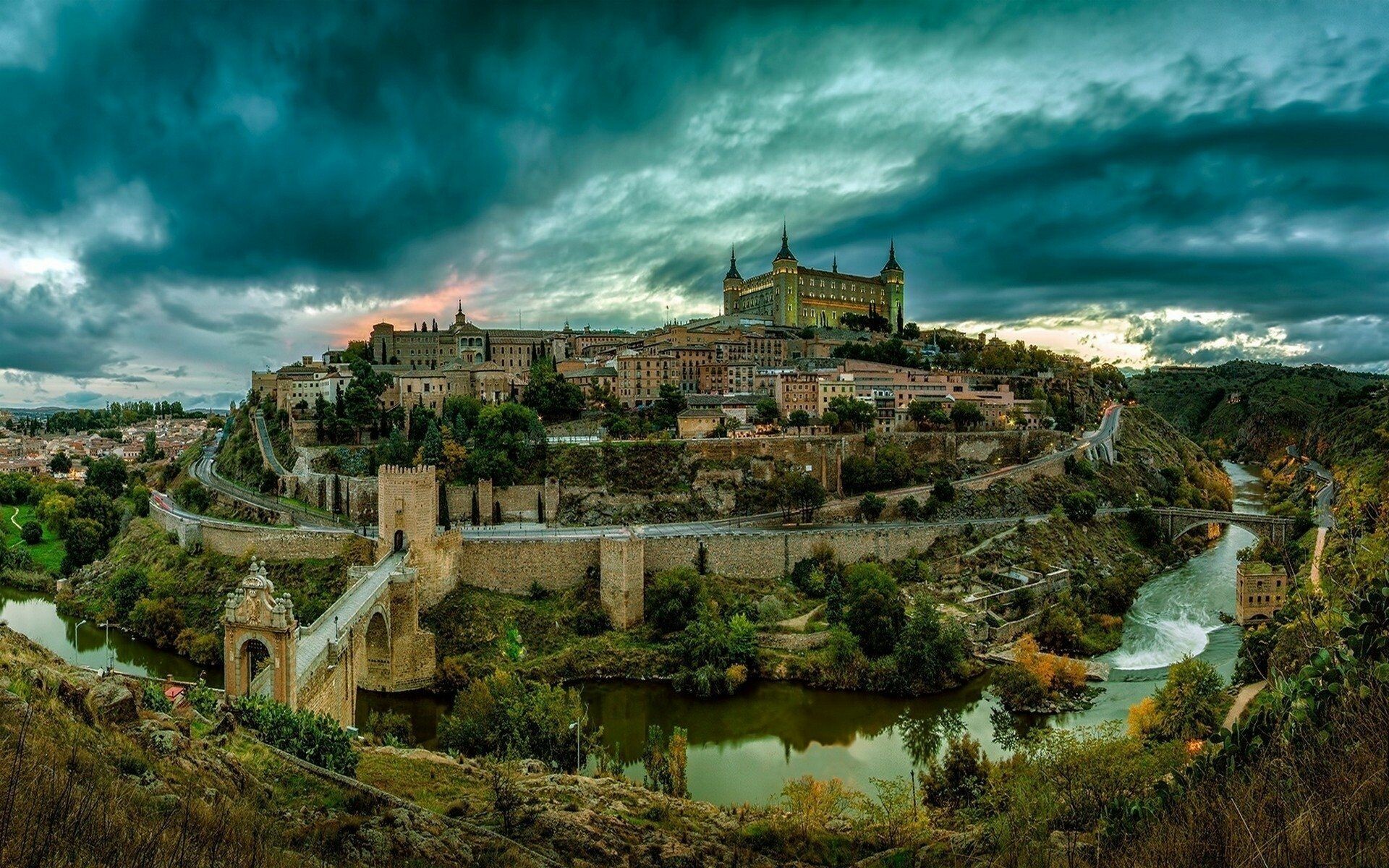 Spain: Toledo, The country includes a number of islands including Mallorca, Tenerife, Ibiza, and Gran Canaria. 1920x1200 HD Wallpaper.
