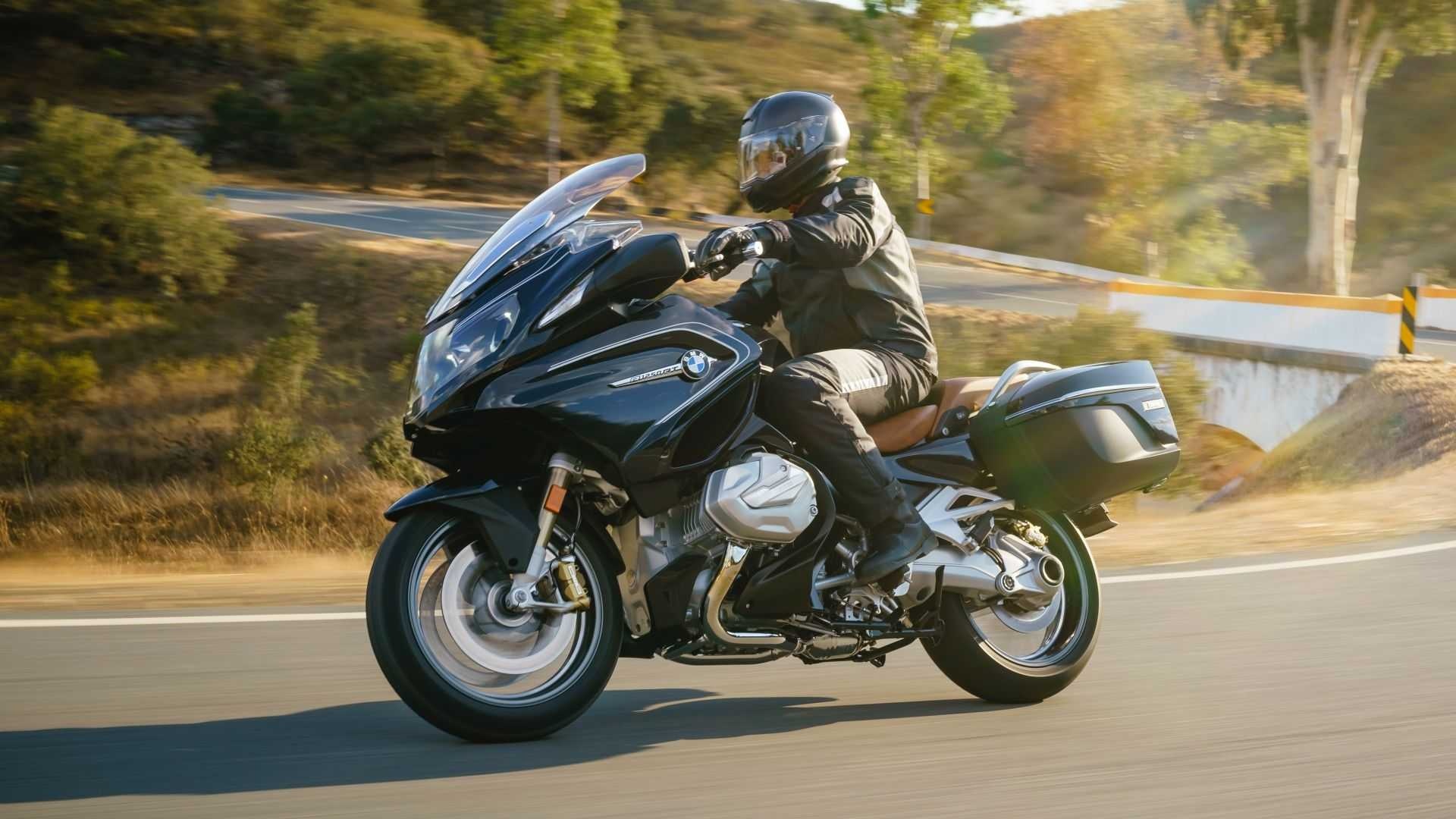 BMW R 1250 RT, Brazilian market launch, High-performance touring, Exciting release, 1920x1080 Full HD Desktop