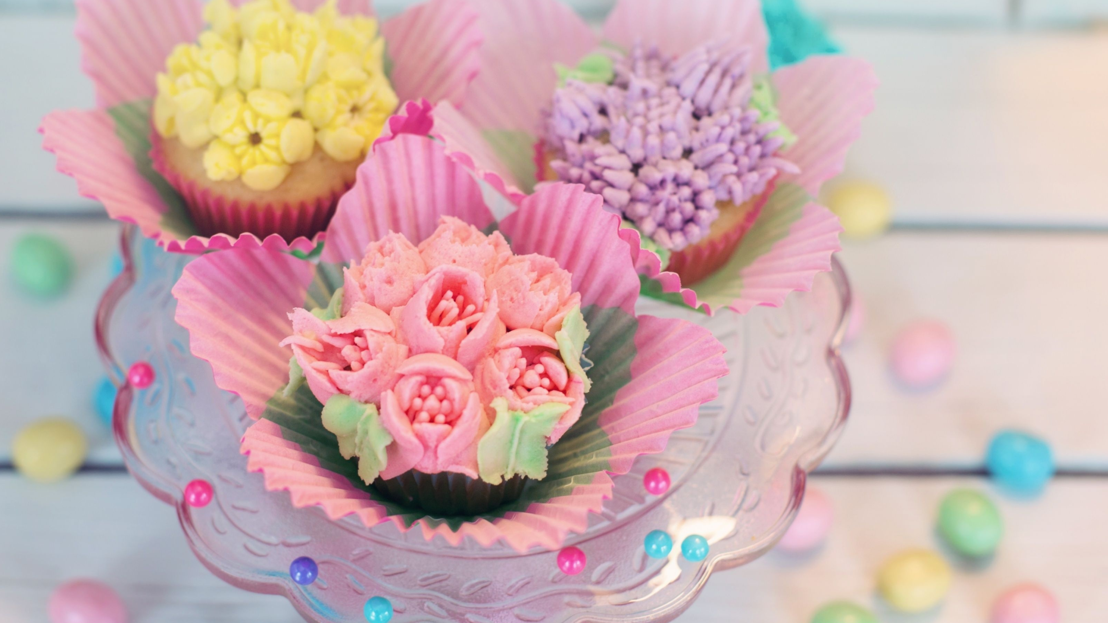Spring cupcake, Vibrant wallpapers, Floral background, Nature-inspired, 3560x2000 HD Desktop