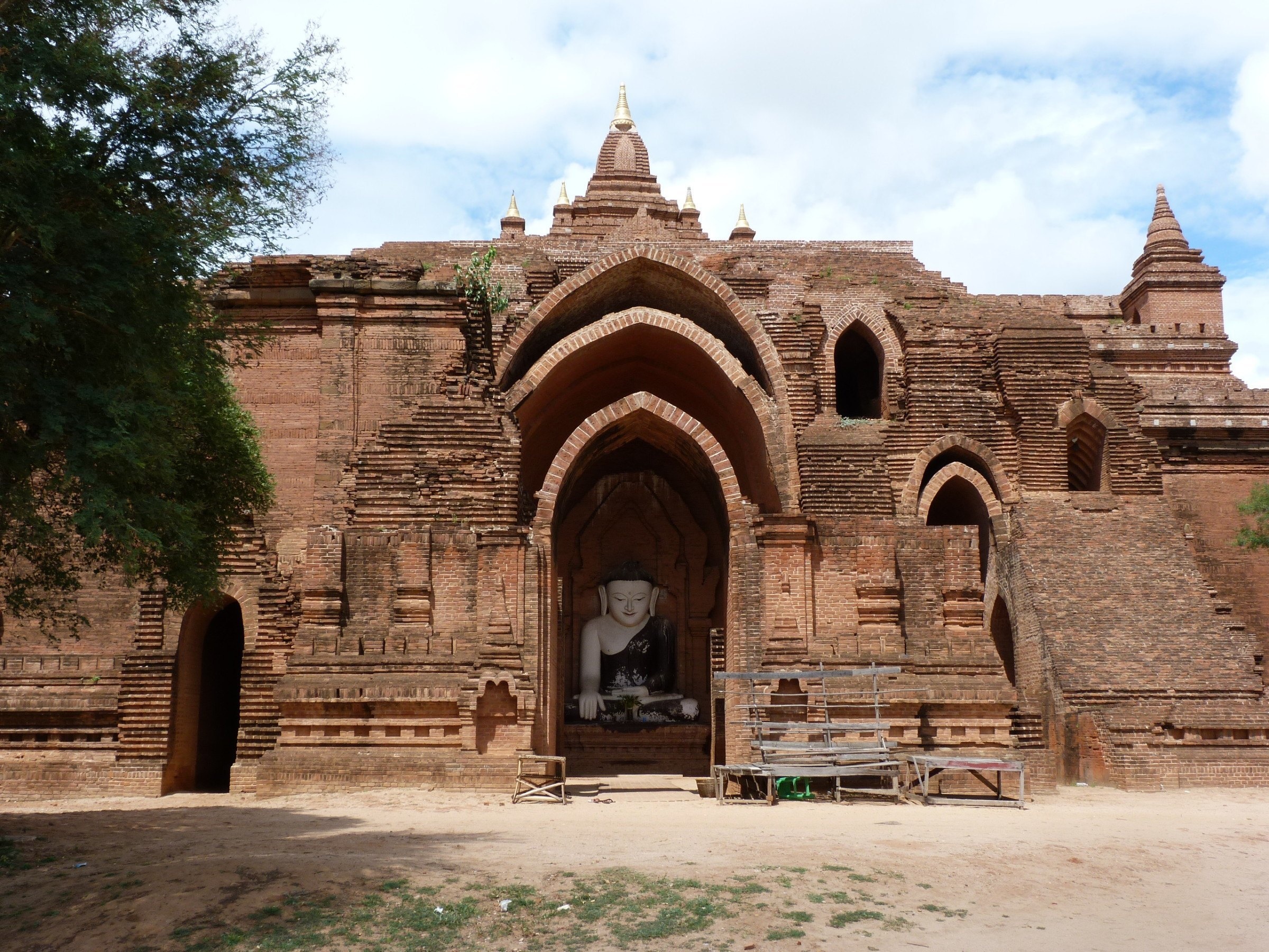 Bagan, Burmese archaeological wonders, Historical marvel, 2400x1800 HD Desktop