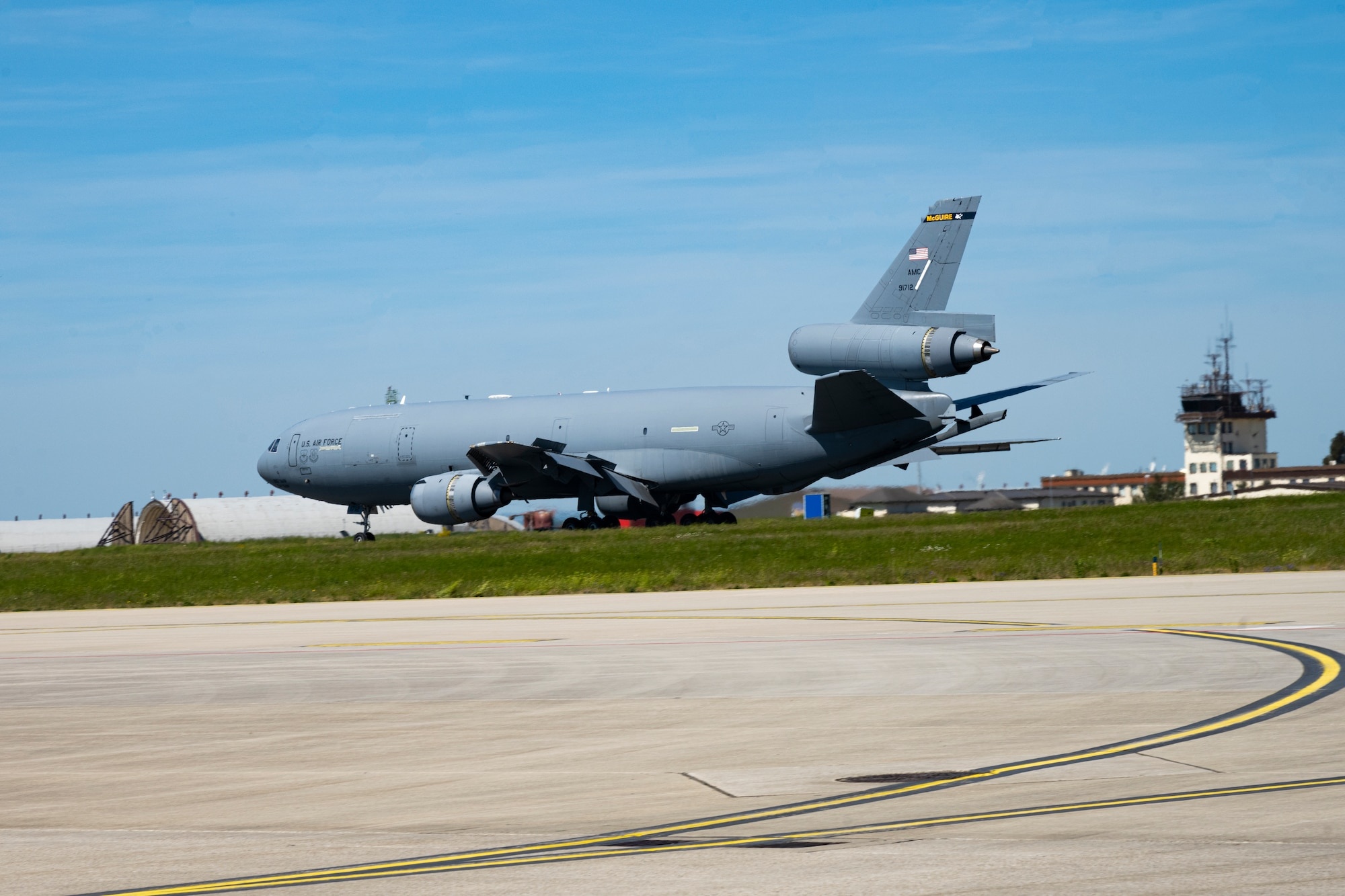 KC-10 Extender aircraft, Spangdahlem AB, Military aviation, Strategic refueling operations, 2000x1340 HD Desktop