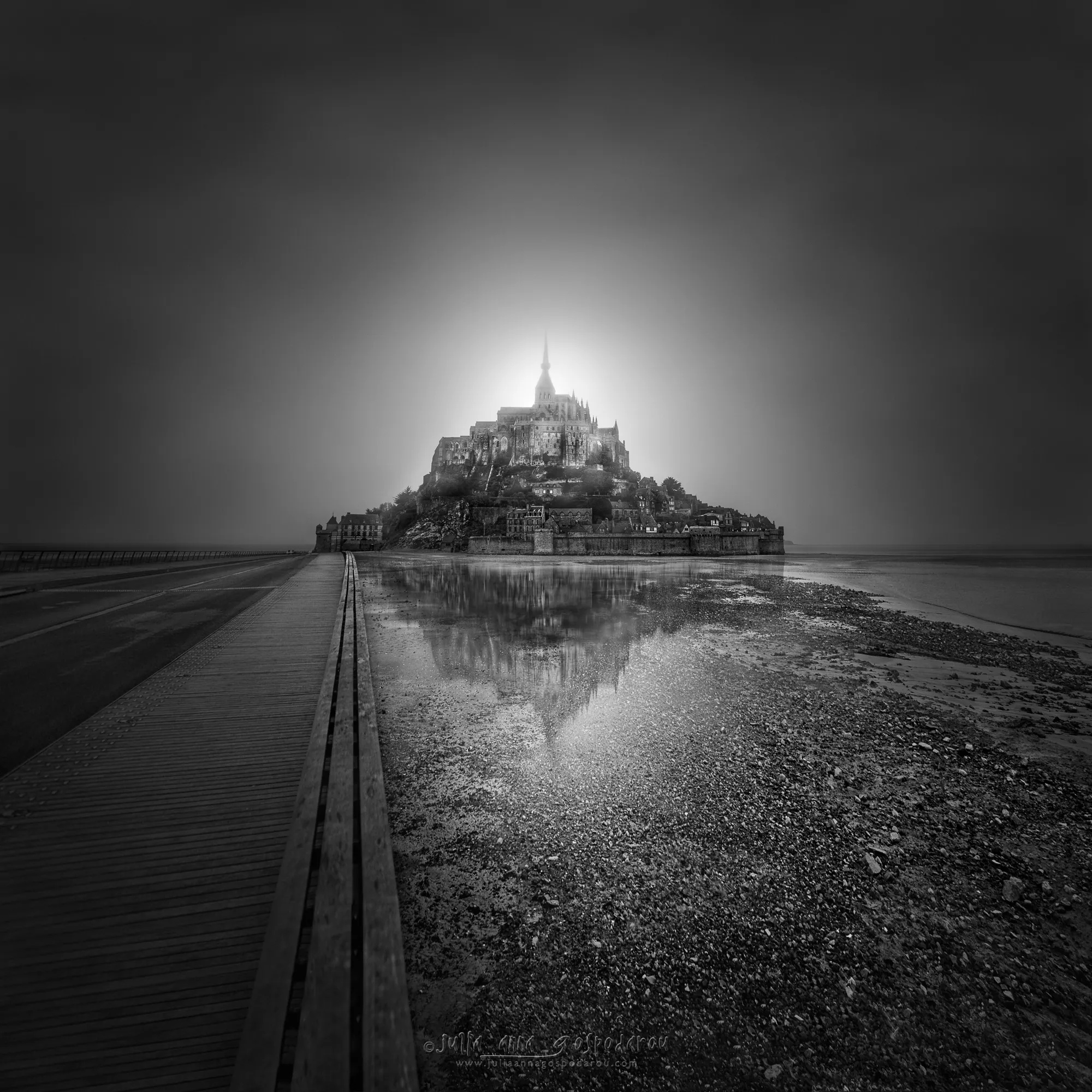 Der ikonische Mont Saint Michel, 2000x2000 HD Handy