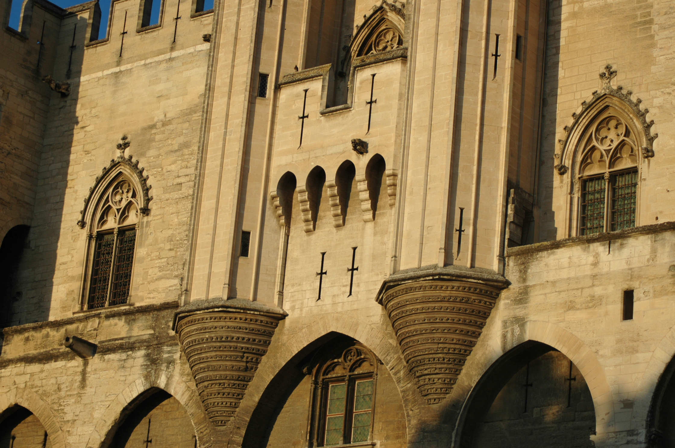 Palace of the Popes, Avignon tourism, Avignon sightseeing, Avignon attractions, 2240x1490 HD Desktop