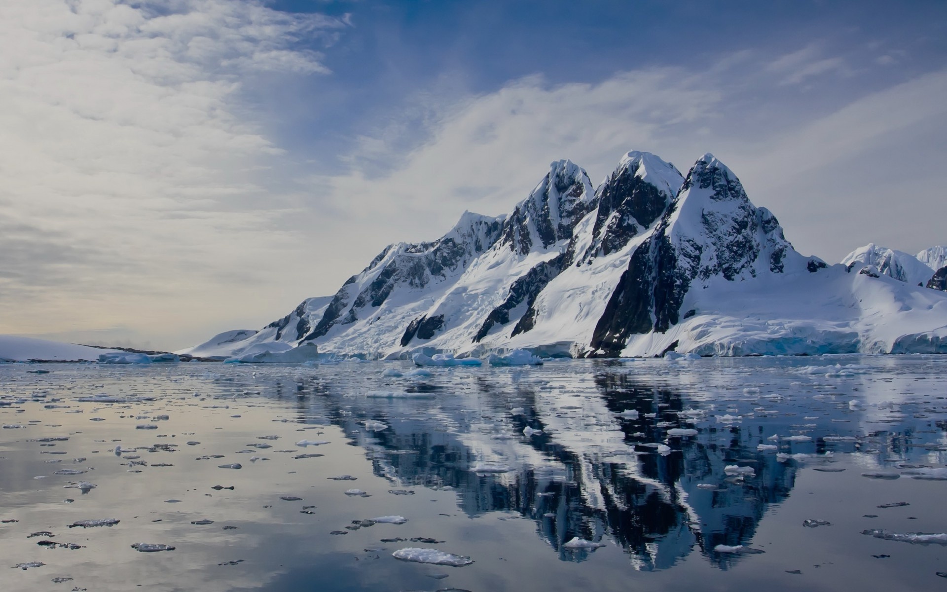 Antarctica Travels, HD background, Frozen continent, Pristine landscapes, 1920x1200 HD Desktop