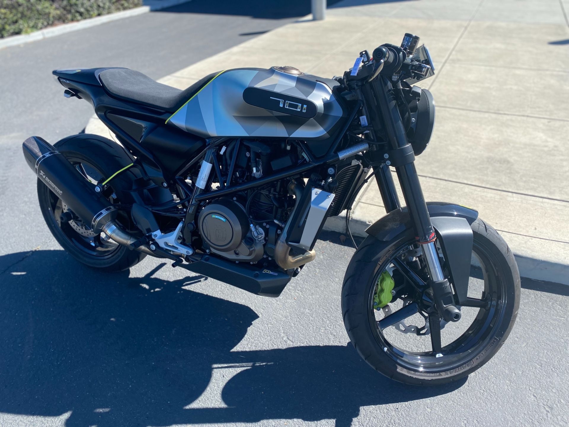 Husqvarna SVARTPILEN 701, Used 2019 motorcycle, Hollister CA, Black, 1920x1440 HD Desktop