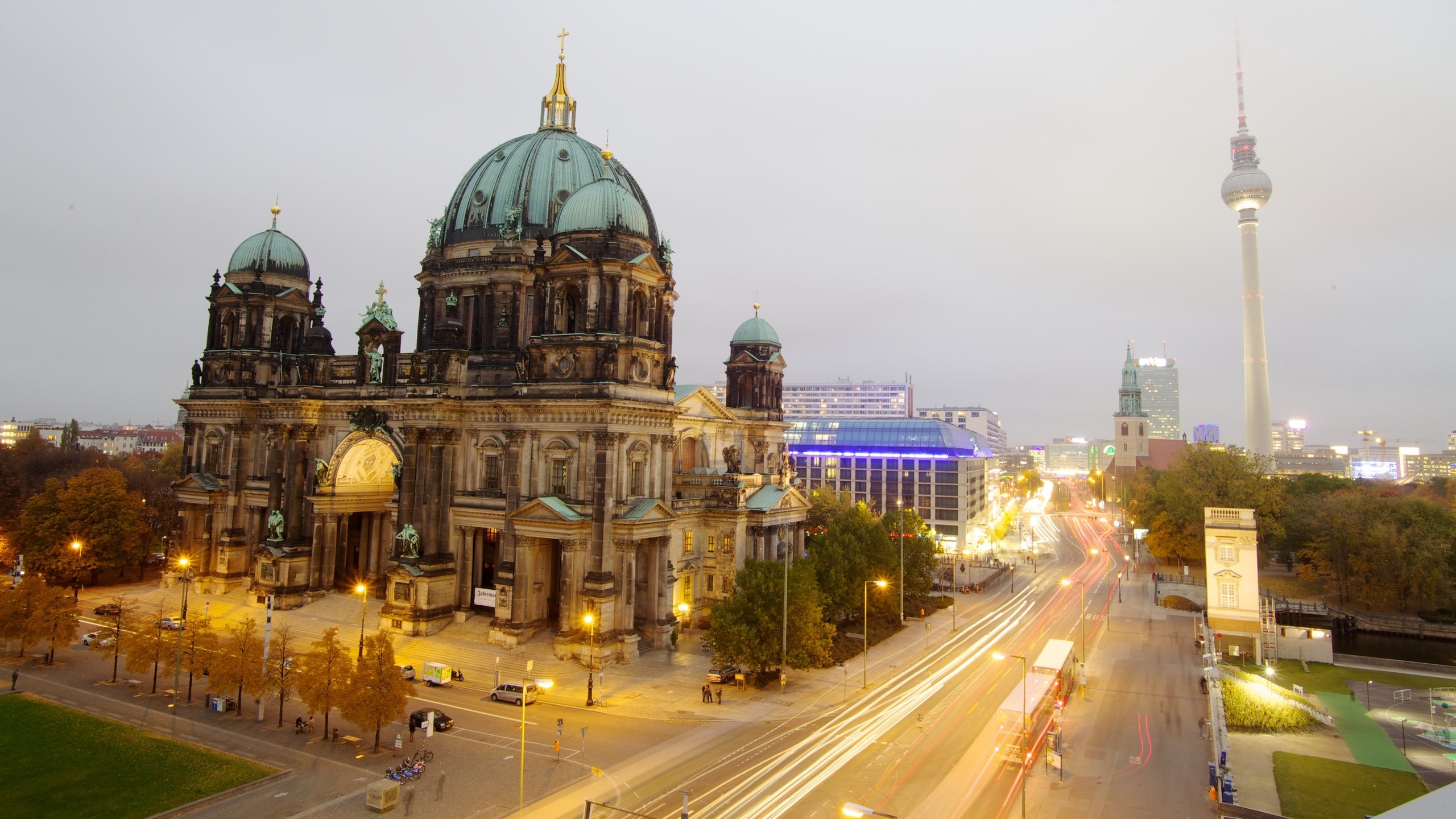 Berlin, Travel guide, Brandenburg region, Local attractions, 2560x1440 HD Desktop