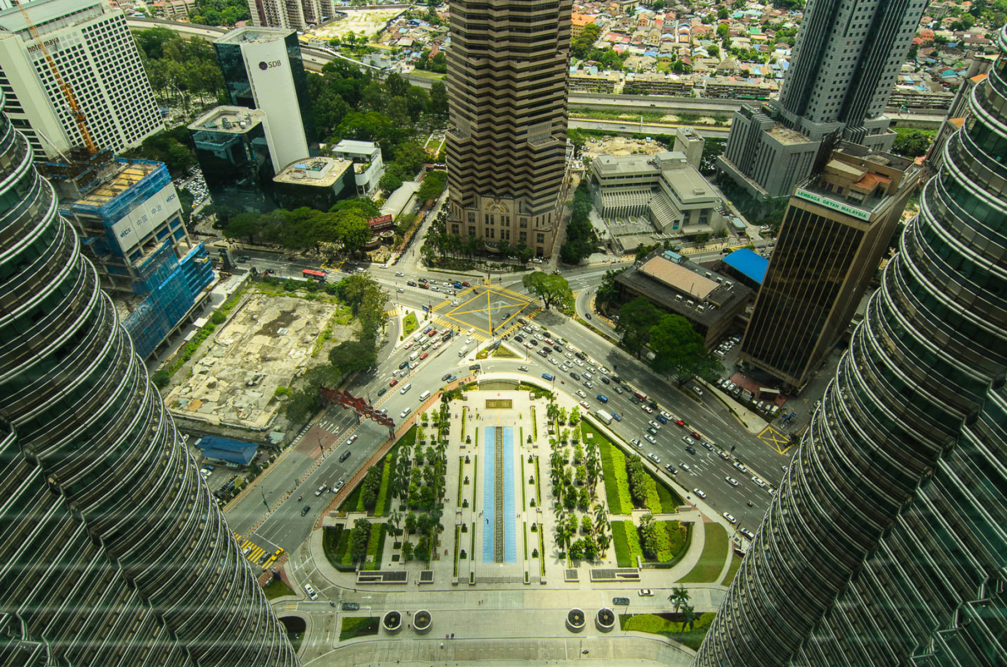 Petronas Twin Towers, Photo spots, Stunning views, Instagram-worthy, 2050x1360 HD Desktop