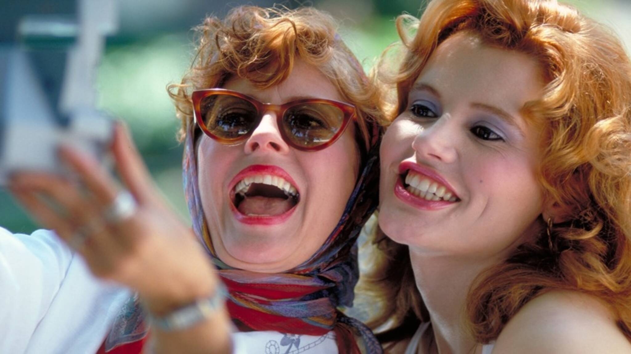 Thelma and Louise, Edgy style, Girl power, Vintage vibes, 2050x1160 HD Desktop
