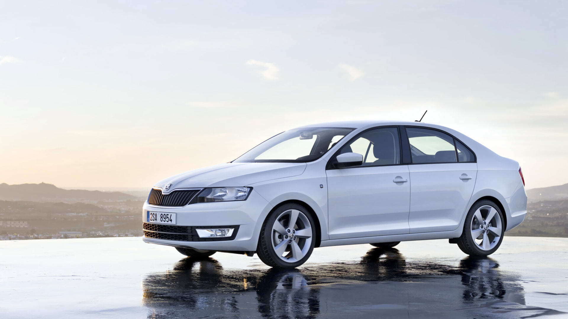 Skoda: Side view of a 2013 Rapid, Vehicle. 1920x1080 Full HD Background.