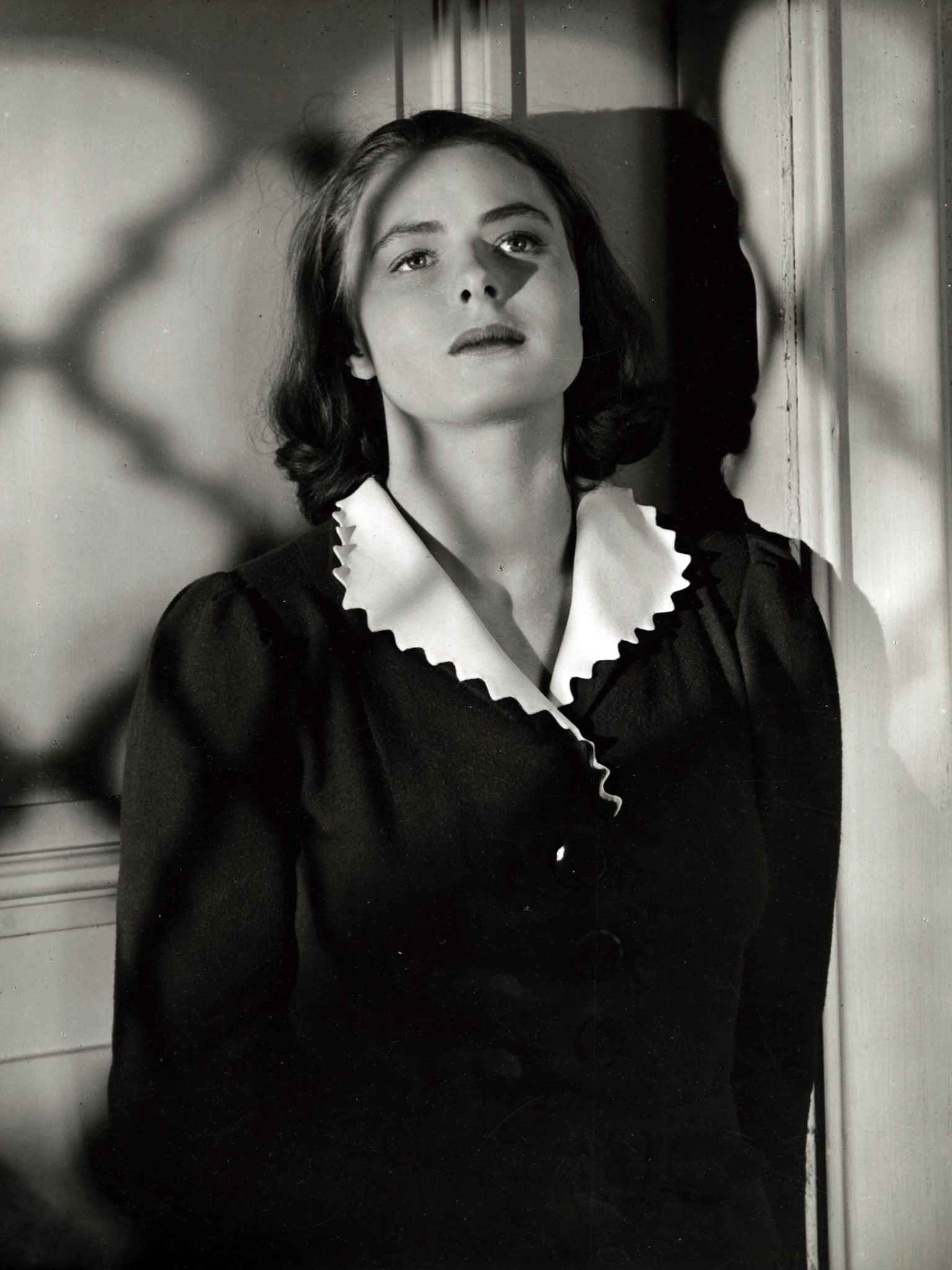 A Woman's Face, Ingrid Bergman Wallpaper, 1540x2050 HD Handy