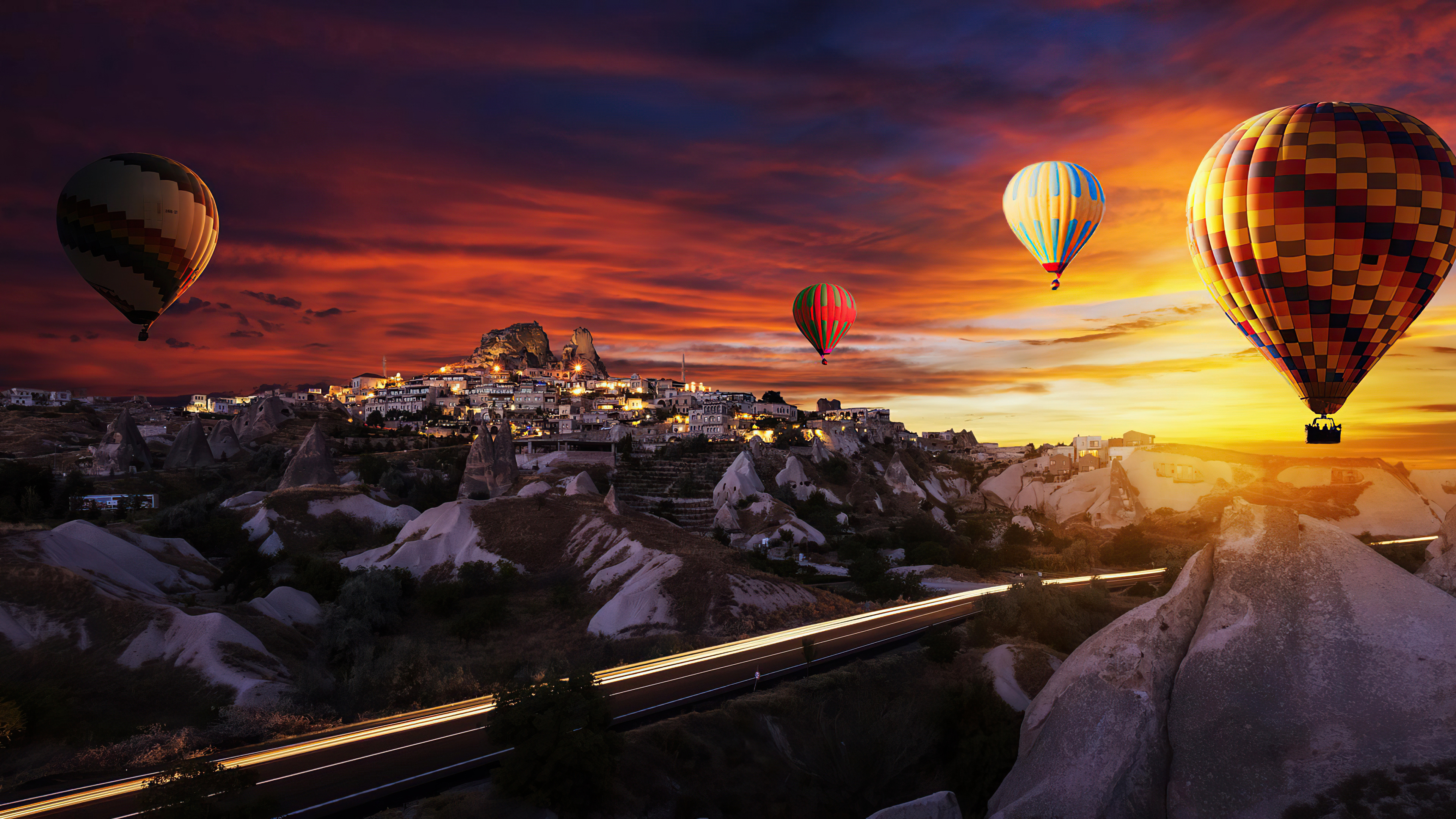 Hot Air Balloon: Aerostats Over Turkish Town In Cappadocia, Goreme Open Air Museum. 3840x2160 4K Wallpaper.