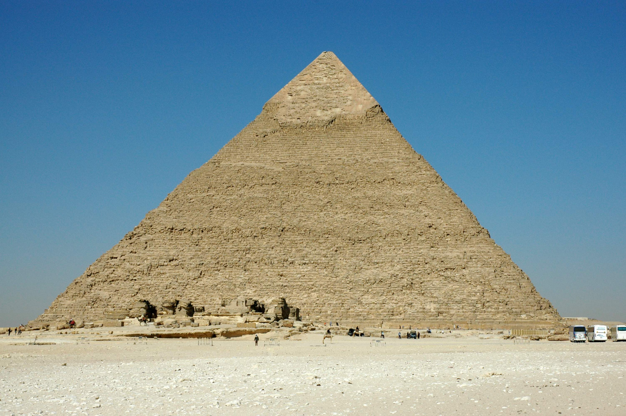 Pyramids of Giza, HD wallpapers for you, Giza's majestic allure, Egypt's most iconic, 2560x1700 HD Desktop