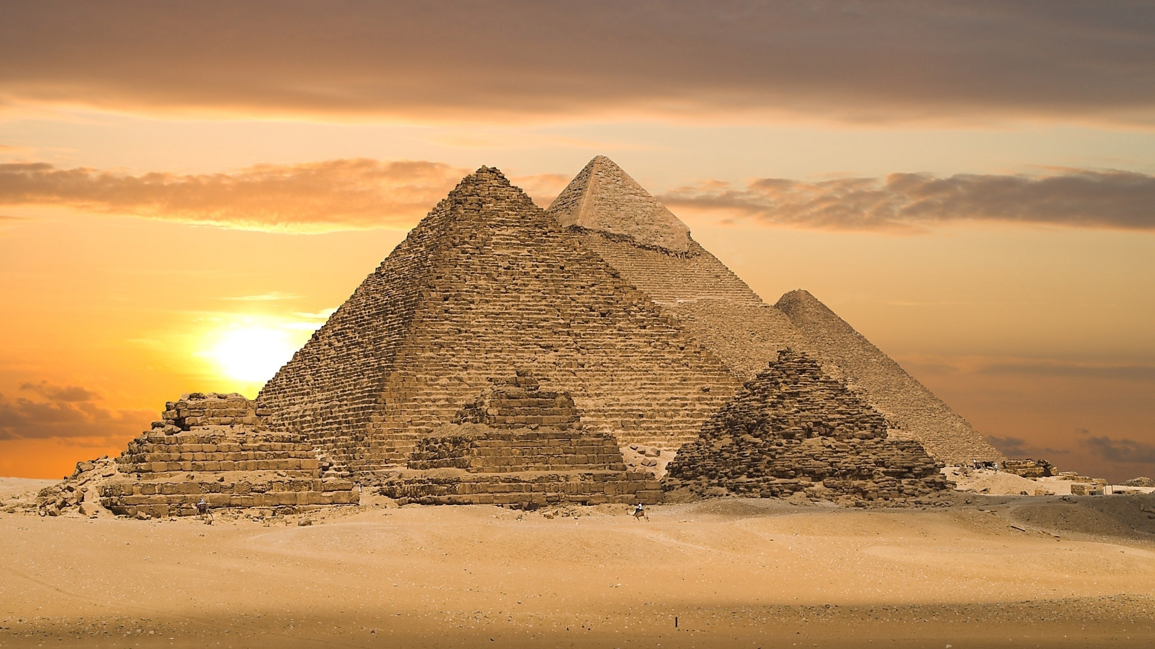 Pyramids of Giza, Pyramid wallpapers HD, Ancient beauty, Pyramid fascination, 3840x2160 4K Desktop