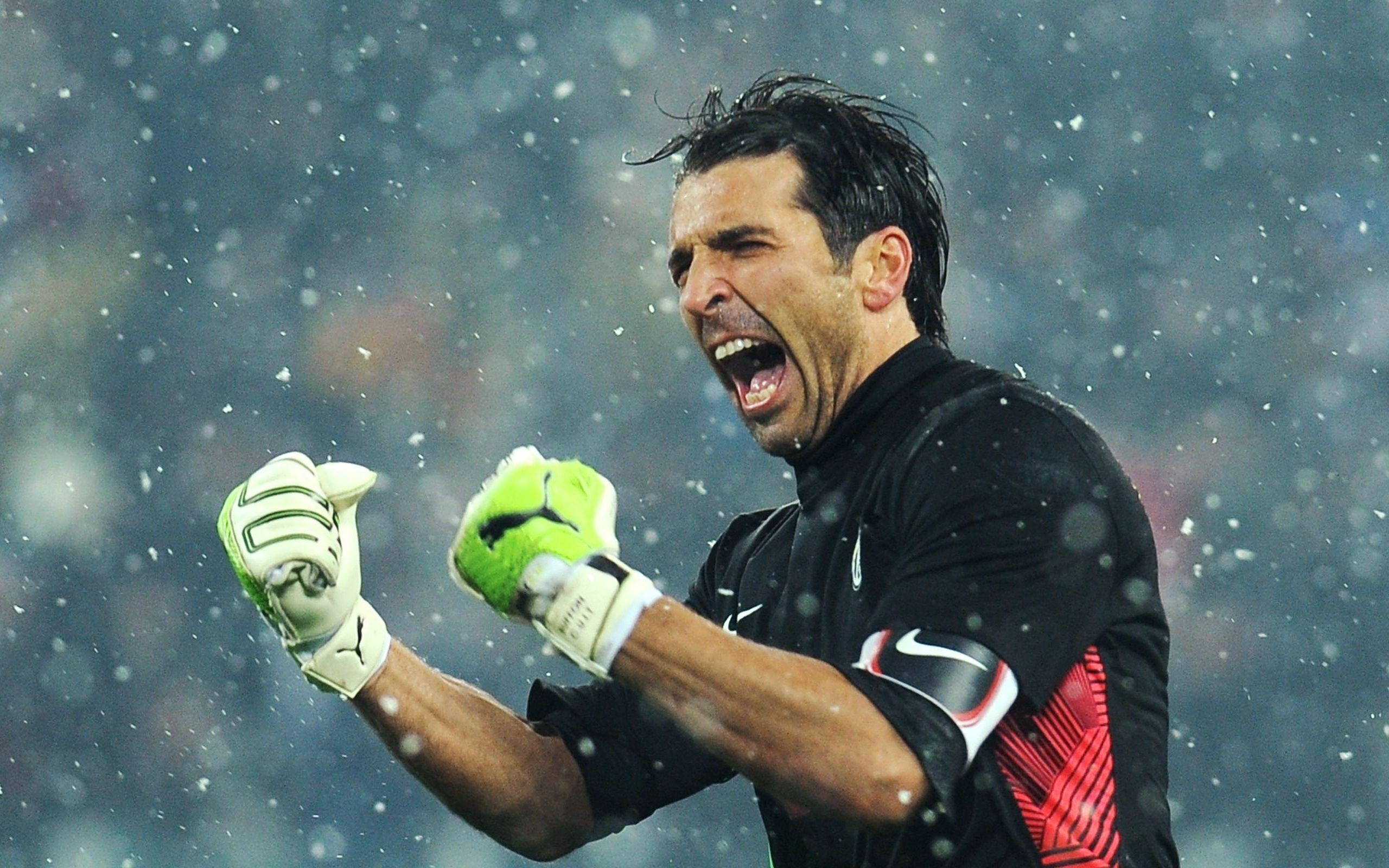 Gianluigi Buffon: The runner-up for the Ballon d'Or in 2006, Three-time part of the FIFPro World11. 2560x1600 HD Wallpaper.