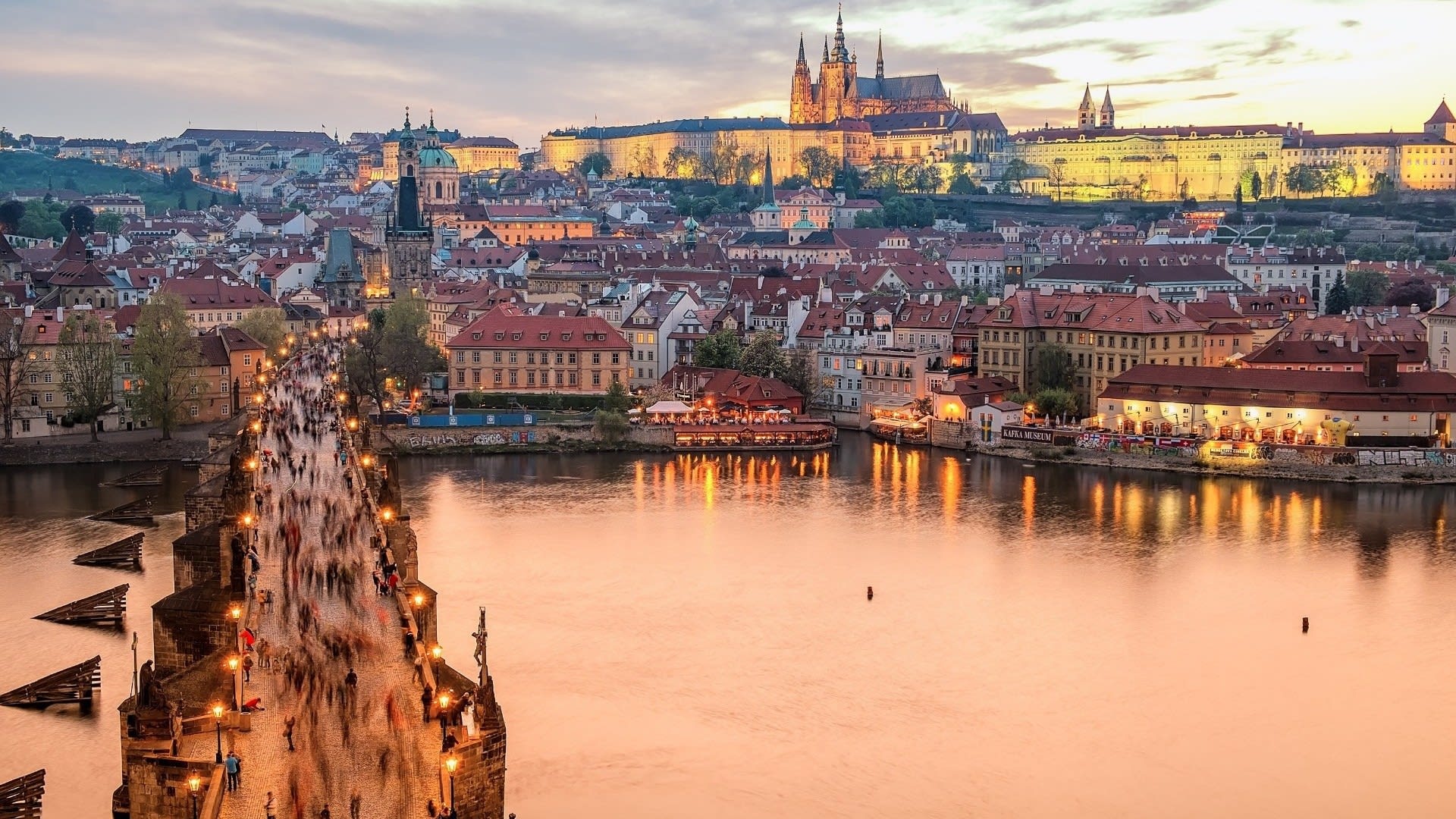 Prague: The city is ranked sixth in the Tripadvisor world list of the best destinations in 2016. 1920x1080 Full HD Wallpaper.
