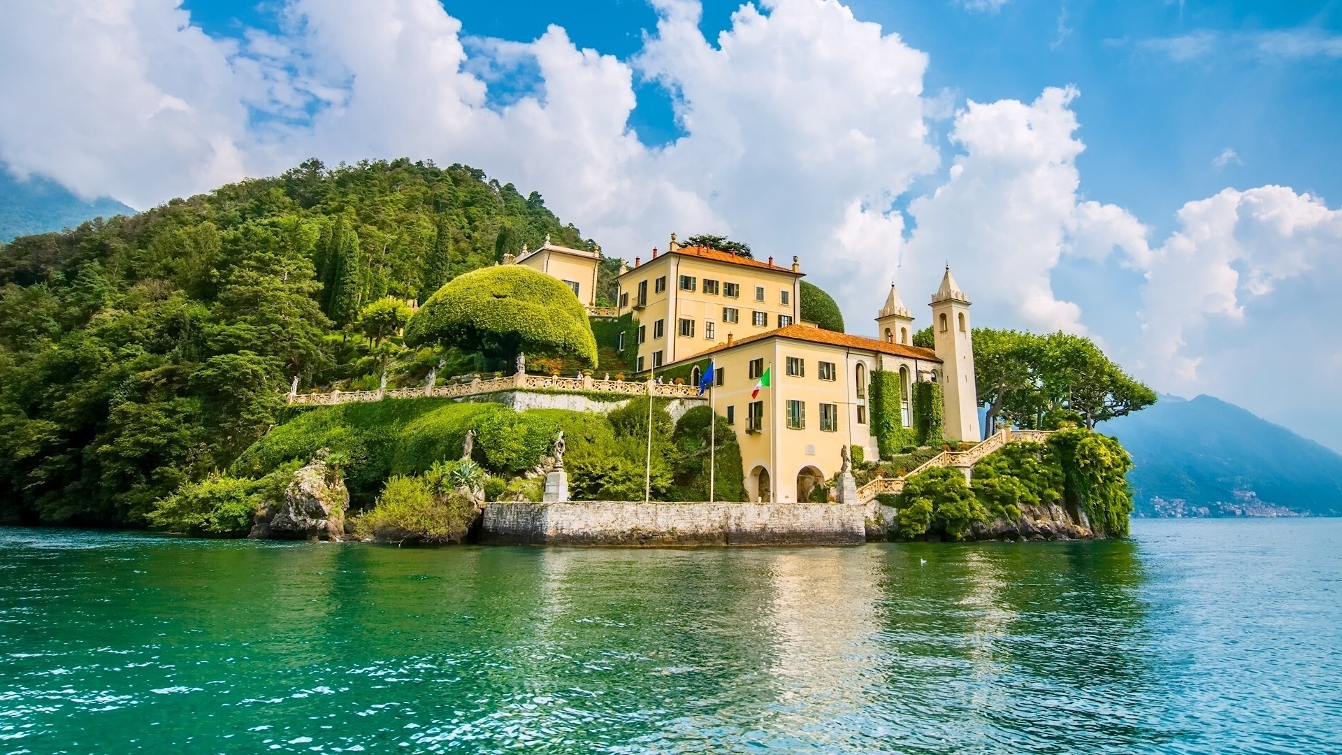 Lake Como, Villa Balbianello, Italian elegance, Lakeside paradise, 1920x1080 Full HD Desktop