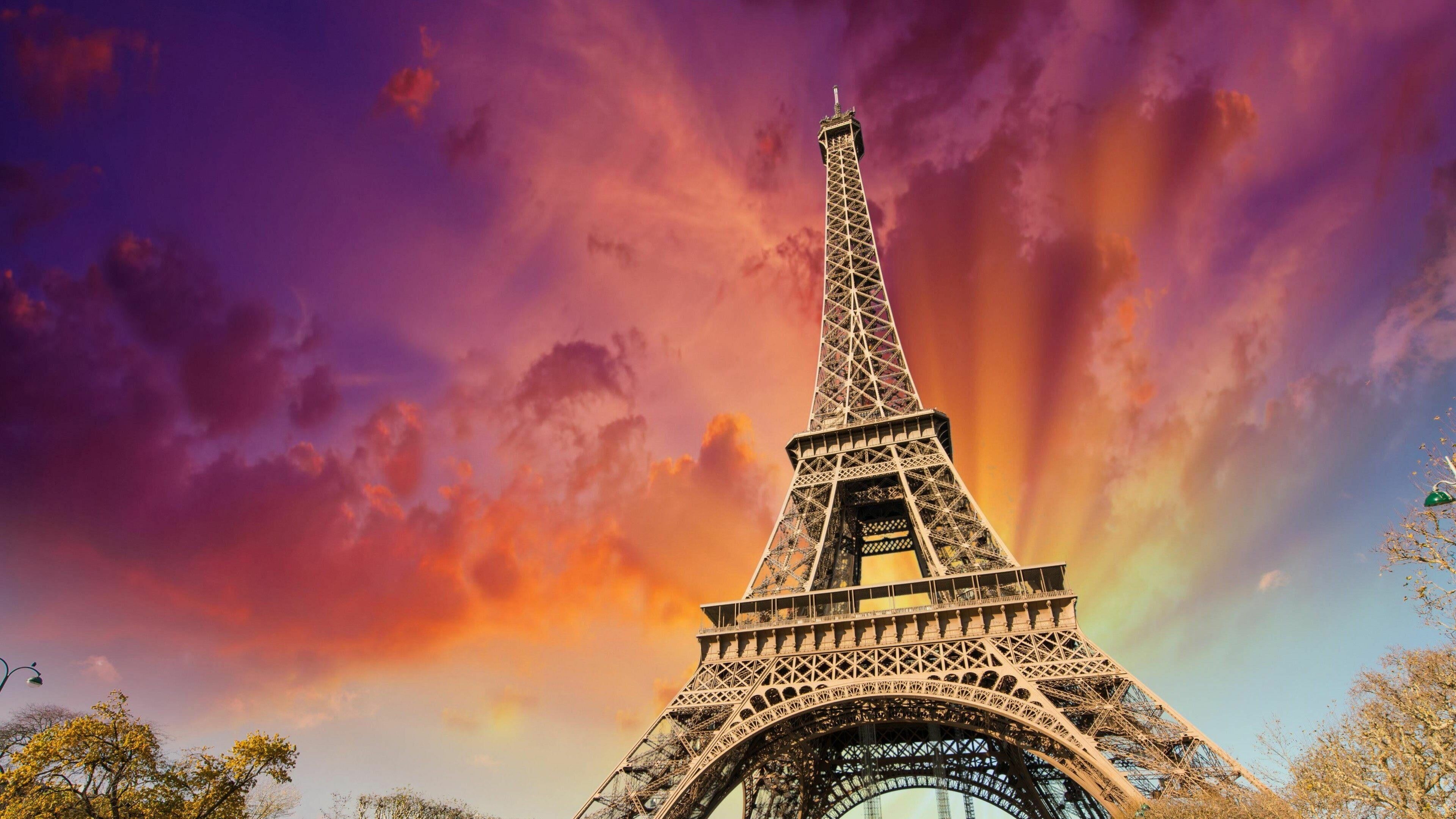 Eiffel Tower: A wrought-iron lattice structure on the Champ de Mars in Paris, France. 3840x2160 4K Wallpaper.