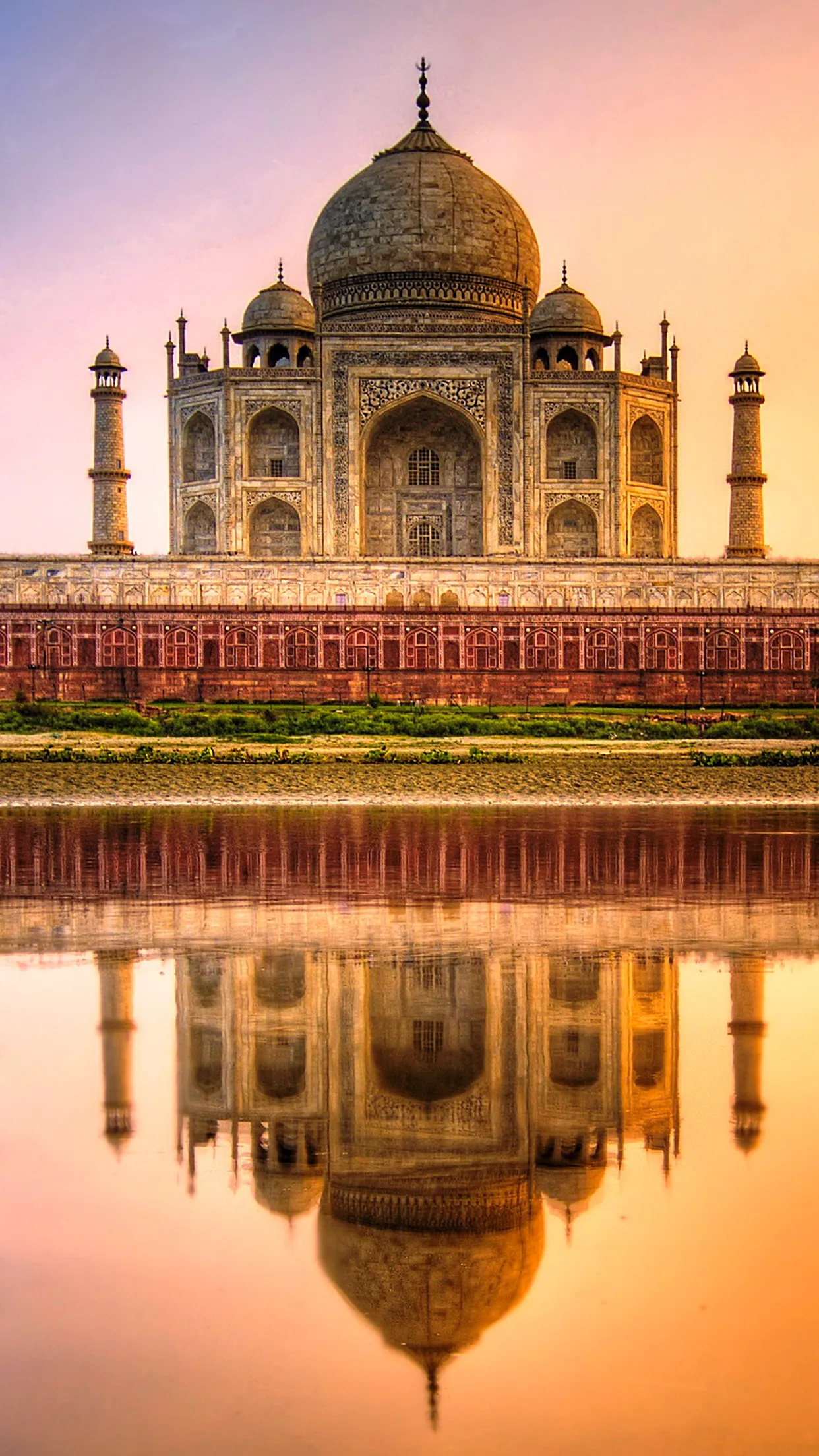 Taj Mahal wallpaper, iPhone, Free download, Stunning image, 1250x2210 HD Phone