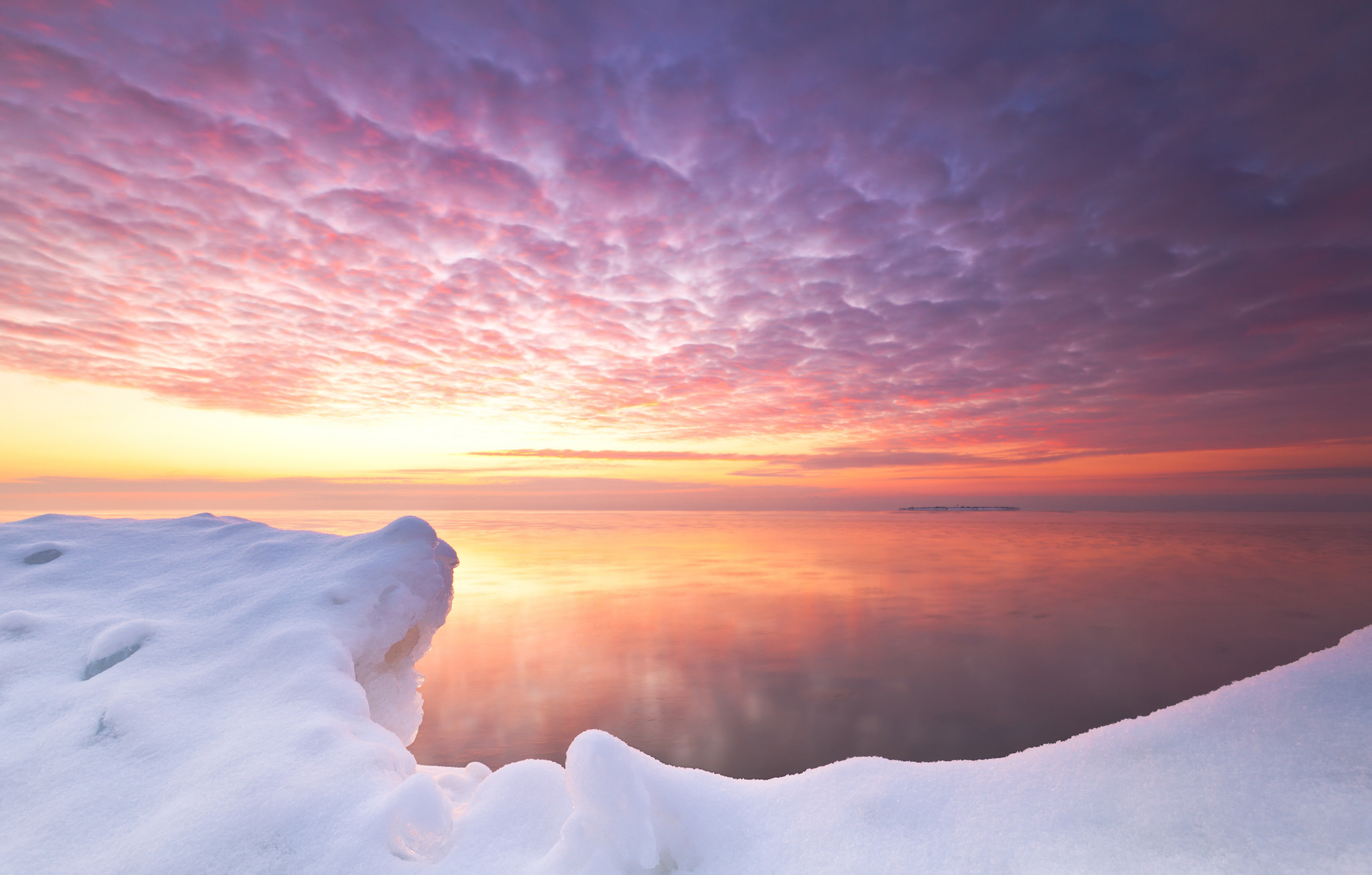 Southern Ocean, Antarctica HD wallpaper, Stunning background, Ice continent, 2050x1310 HD Desktop