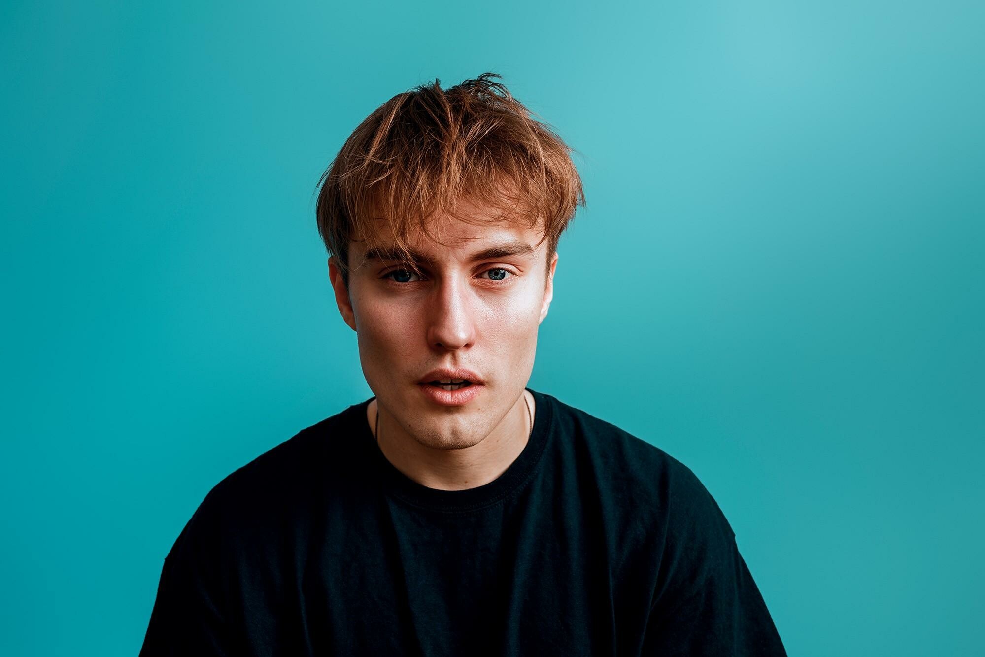 Sam Fender: Seventeen Going Under was nominated for the 2022 Mercury Prize. 2000x1340 HD Wallpaper.