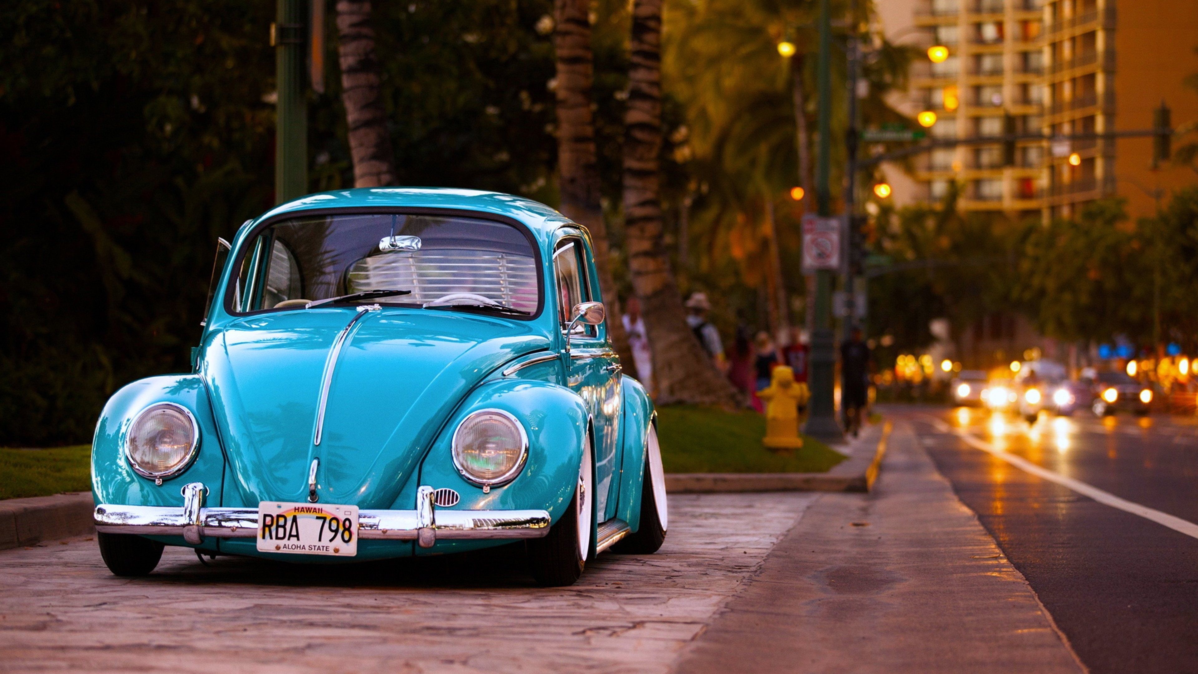Vintage Car: Volkswagen Beetle, The rear-wheel drive, The standard layout during the era. 3840x2160 4K Background.