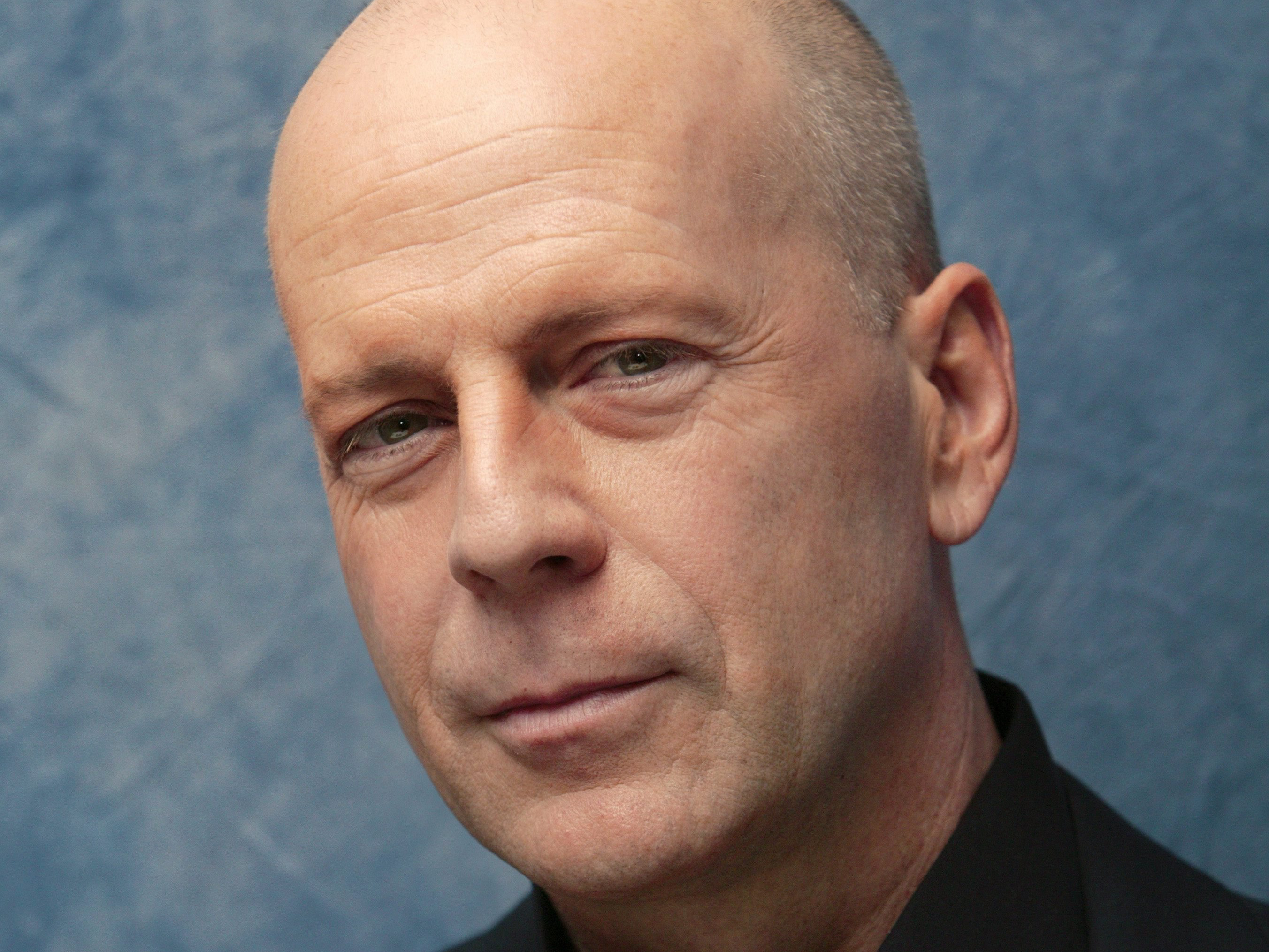 Bruce Willis, Action films, Thrilling roles, Iconic actor, 2710x2030 HD Desktop
