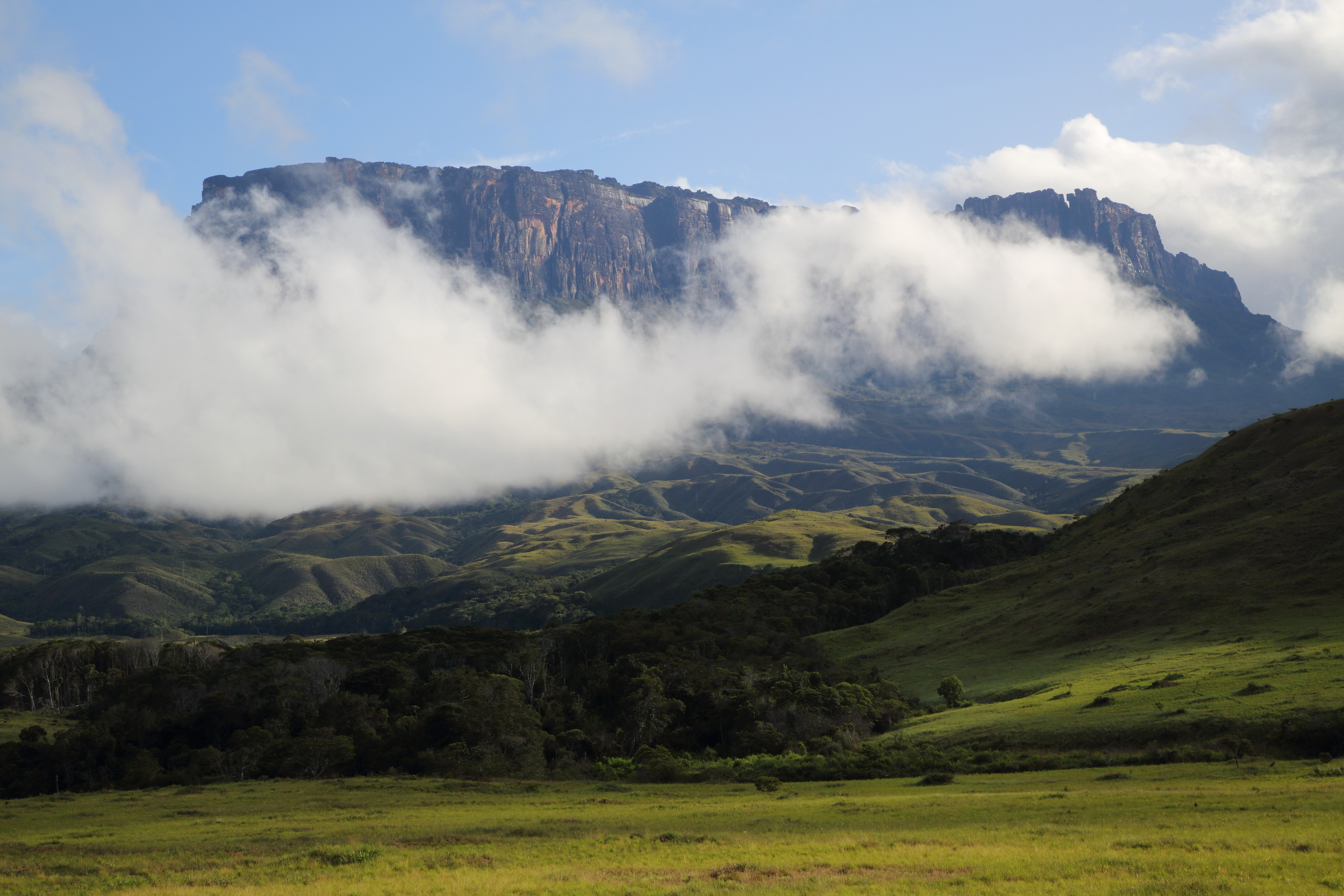 Venezuela, Desktop wallpapers, Nature mountain clouds, 3080x2050 HD Desktop