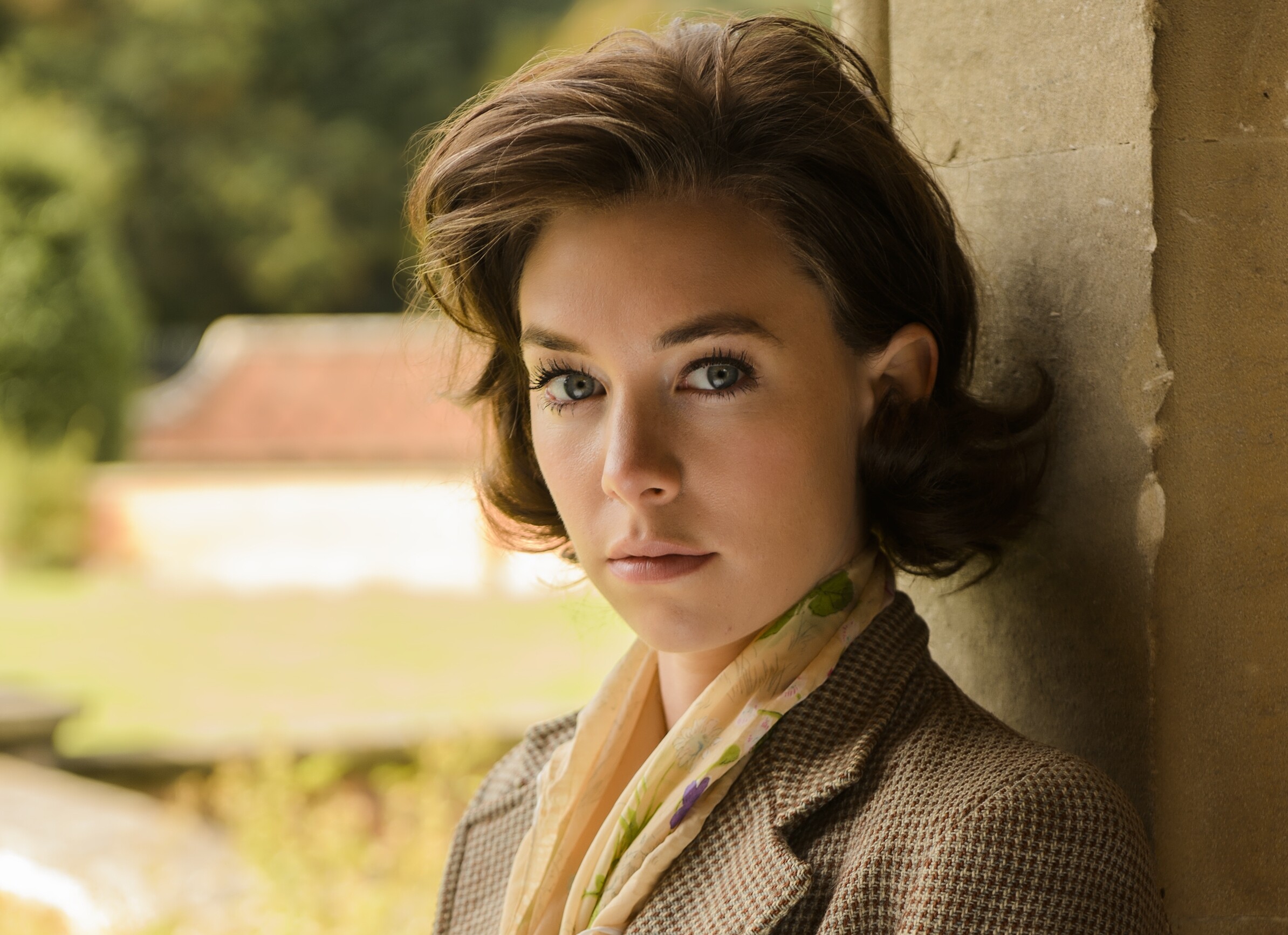 Vanessa Kirby: An actress who started as Princess Margaret, Countess of Snowdon in TV series The Crown. 2390x1740 HD Wallpaper.