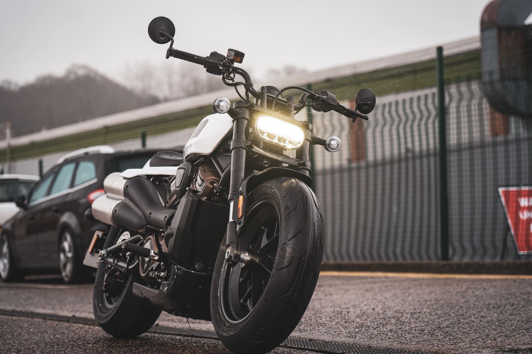 Harley-Davidson Sportster S, Brand new beauty, Stunning simplicity, Unmatched charm, 2050x1370 HD Desktop