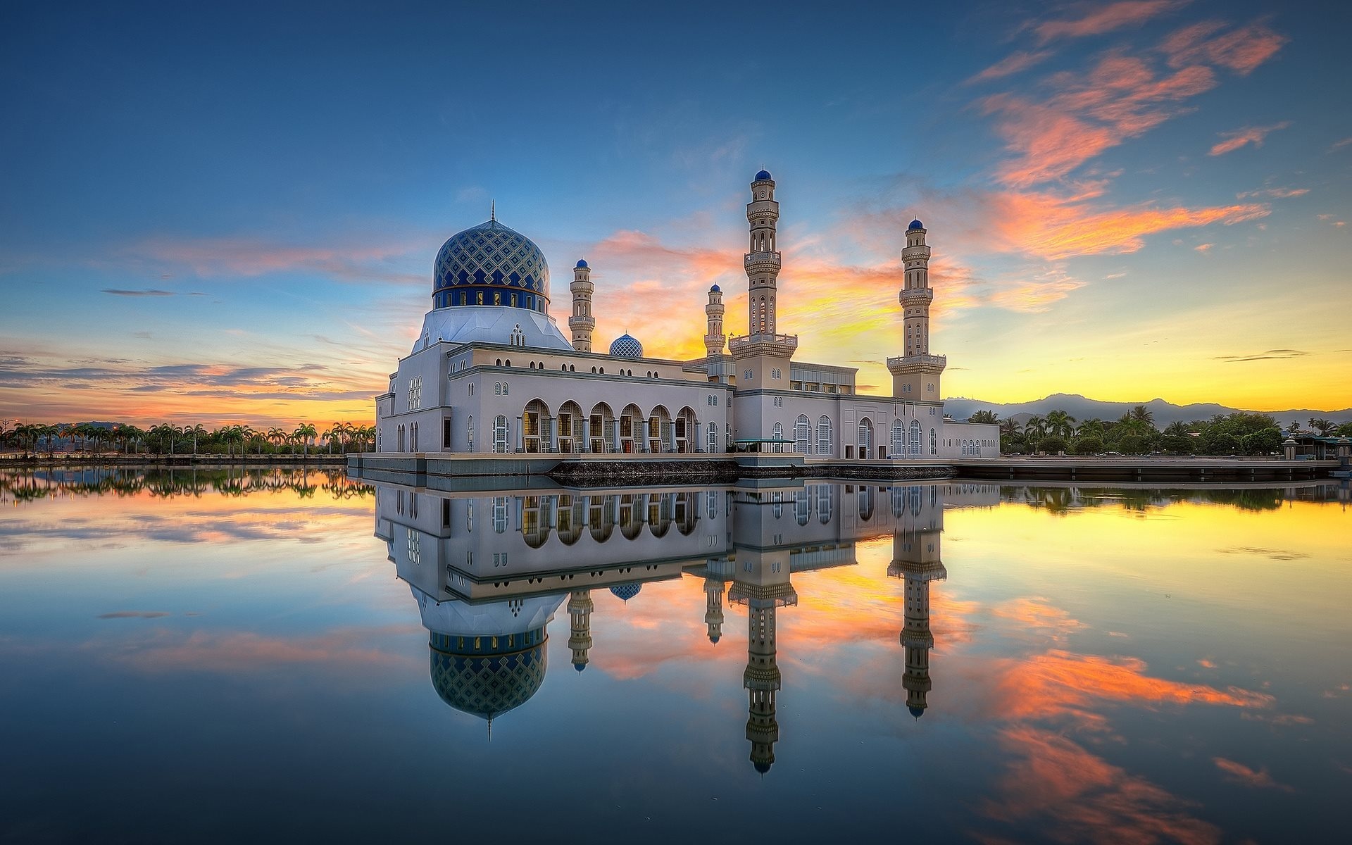 Malaysia Travels, Mosque of Kota Kinabalu, Likas Bay, High Quality Pictures, 1920x1200 HD Desktop