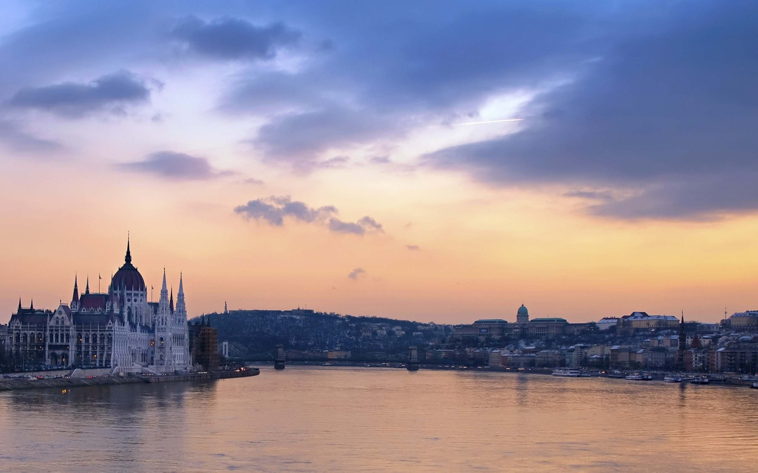 Danube River, European lifeline, Cultural heritage, Scenic waterway, 2560x1600 HD Desktop