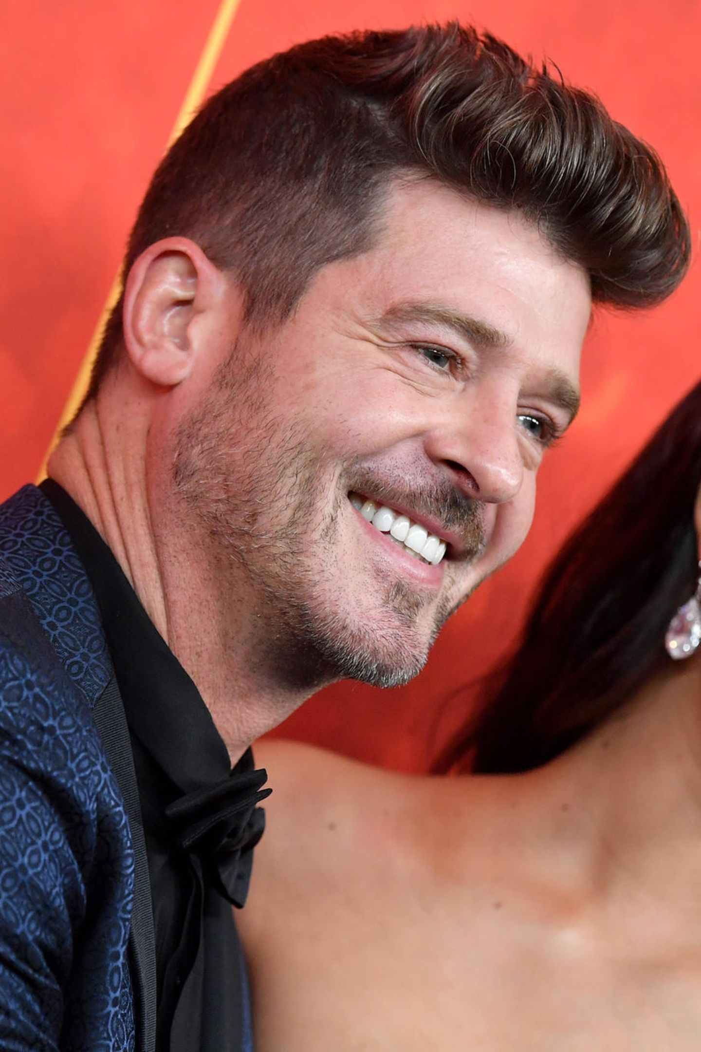 Robin Thicke, Third-time father, Happiness, New addition, 1440x2160 HD Handy