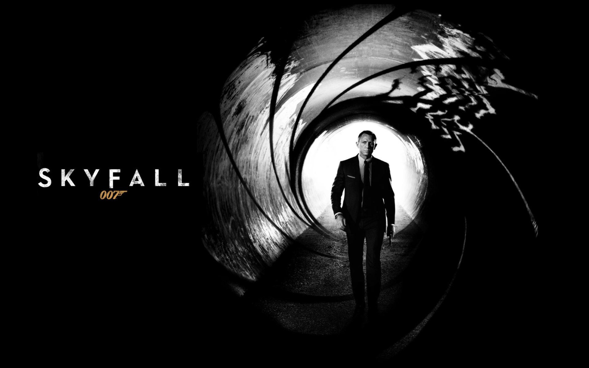 Daniel Craig: Skyfall, The highest-grossing James Bond film. 1920x1200 HD Background.