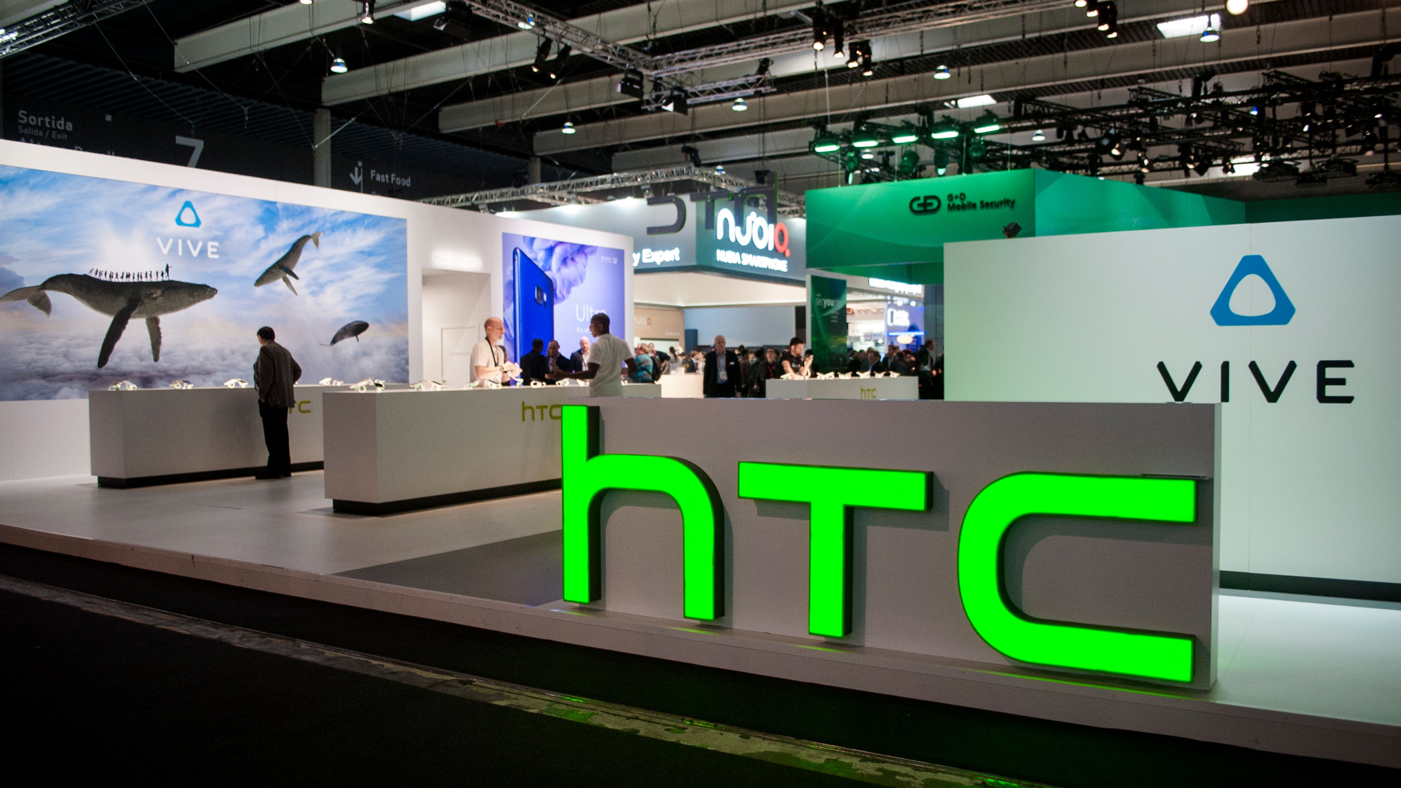 MWC, HTC Logo Wallpaper, 2790x1570 HD Desktop
