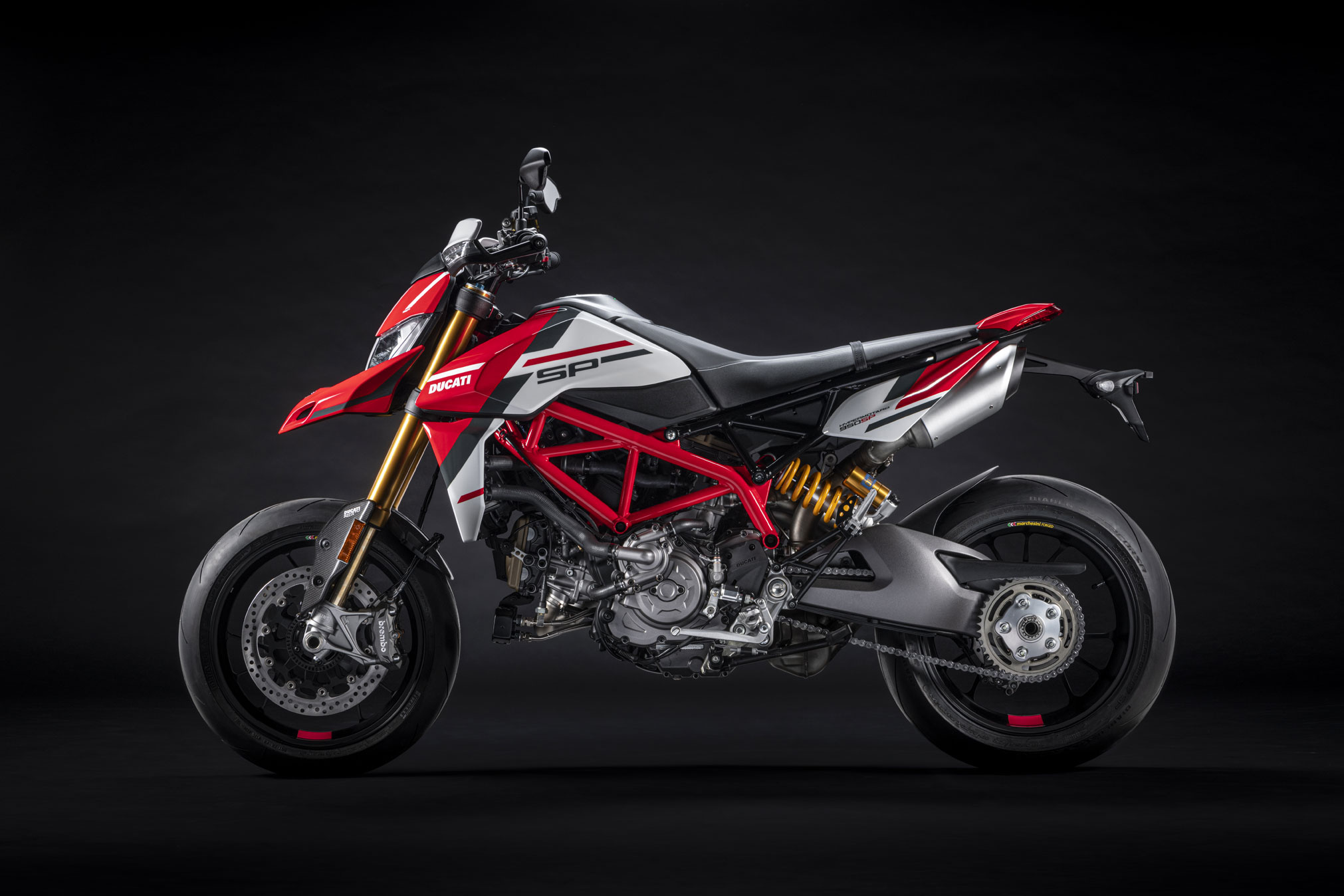 Ducati Hypermotard 950, 2022 model, Ultimate guide, Total Motorcycle, 2030x1350 HD Desktop